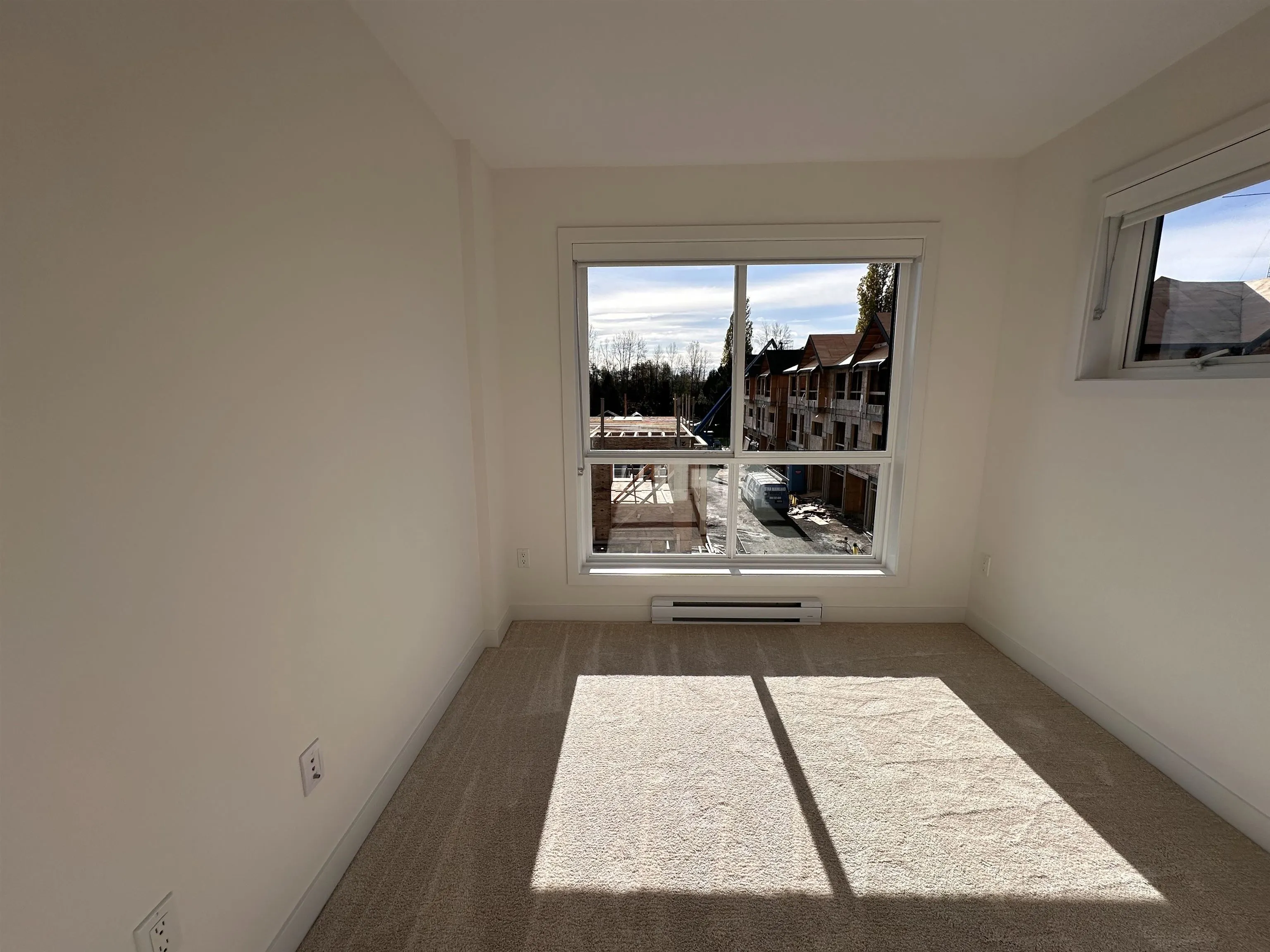 56 4337 Boundary Road