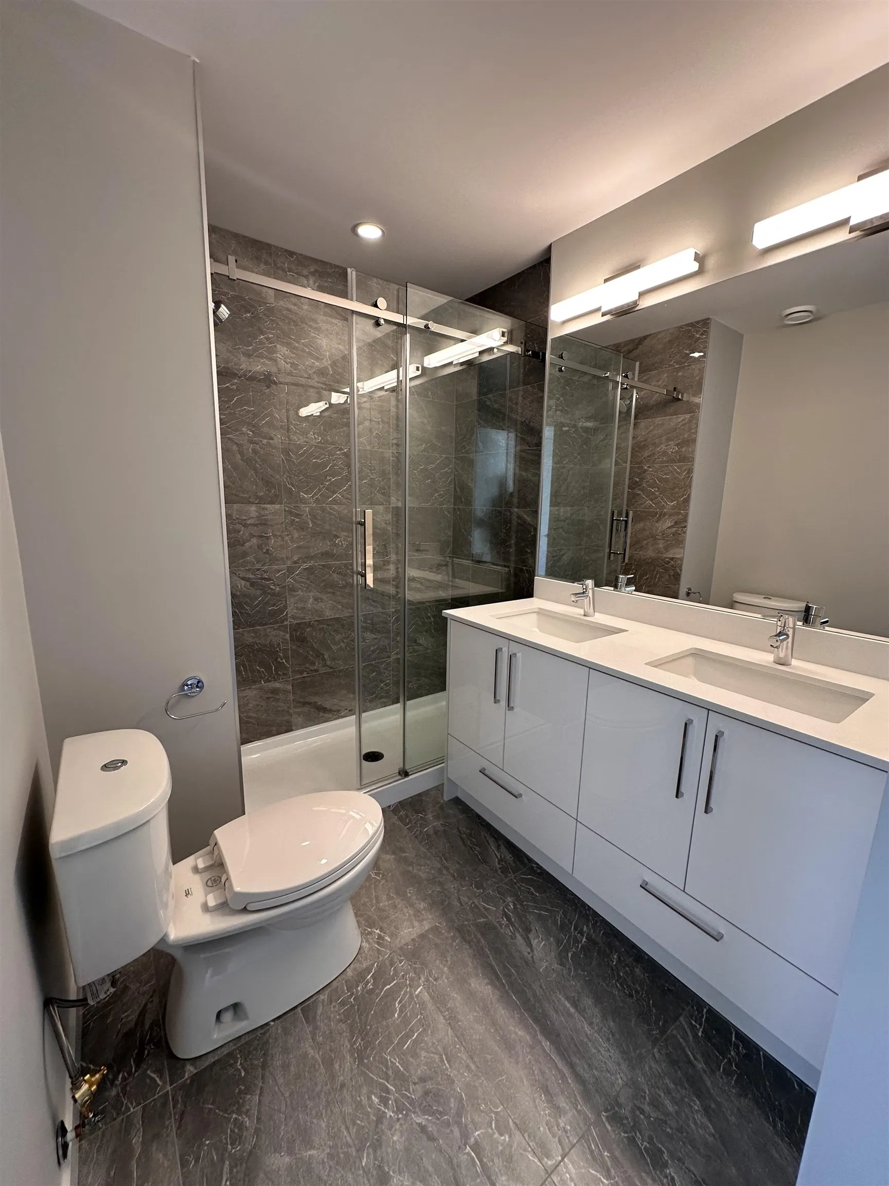 56 4337 Boundary Road