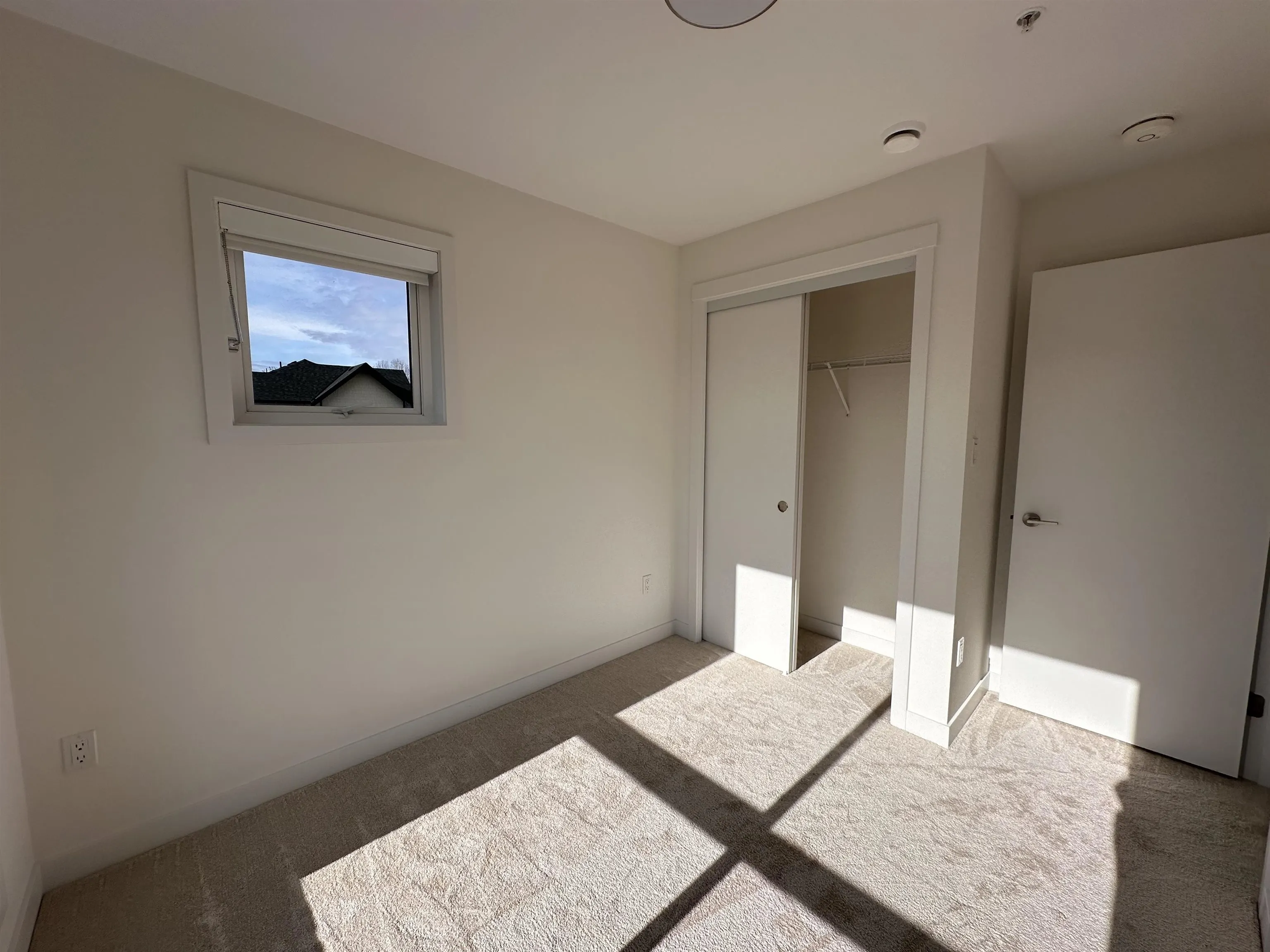 56 4337 Boundary Road