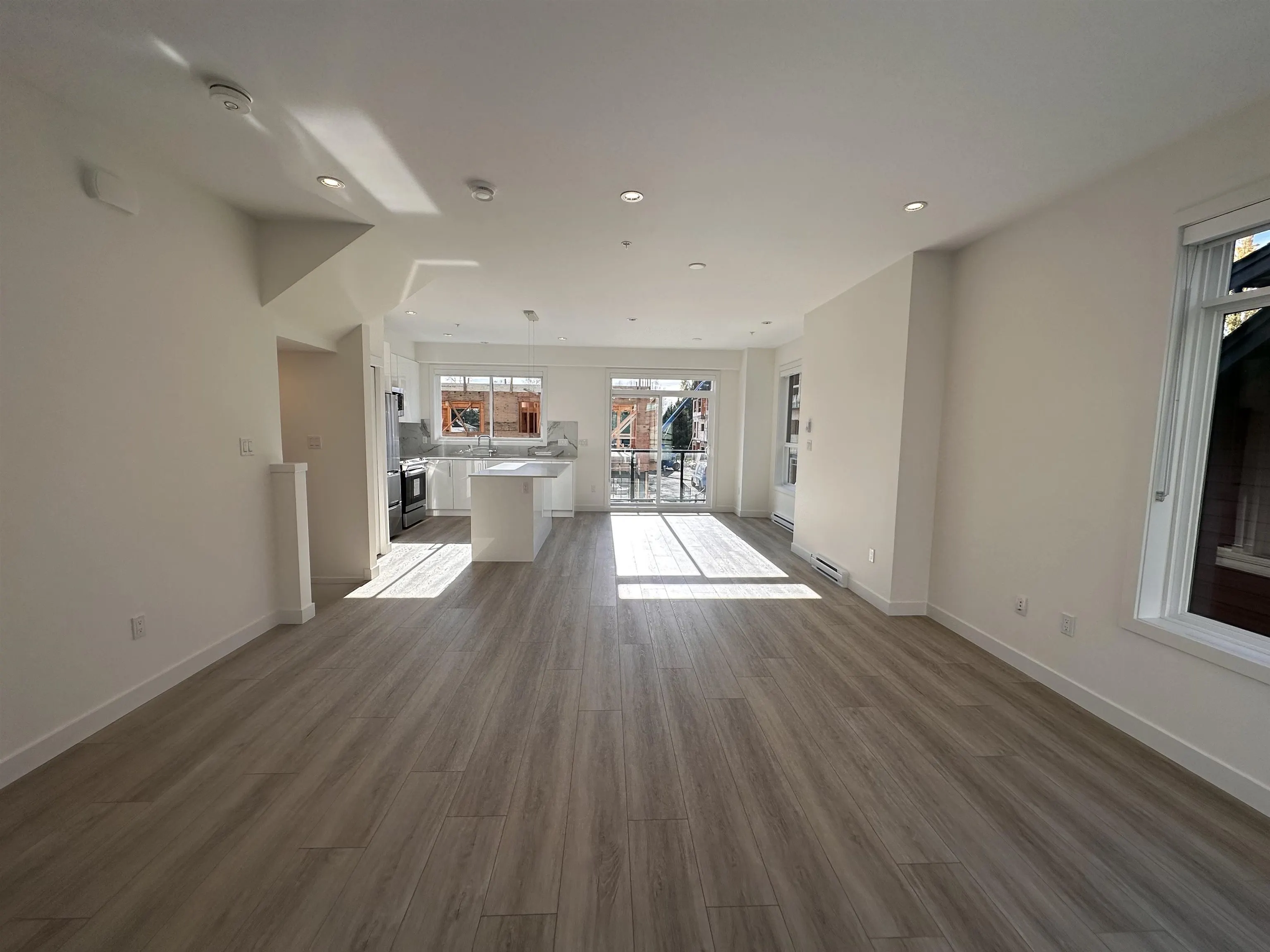 56 4337 Boundary Road