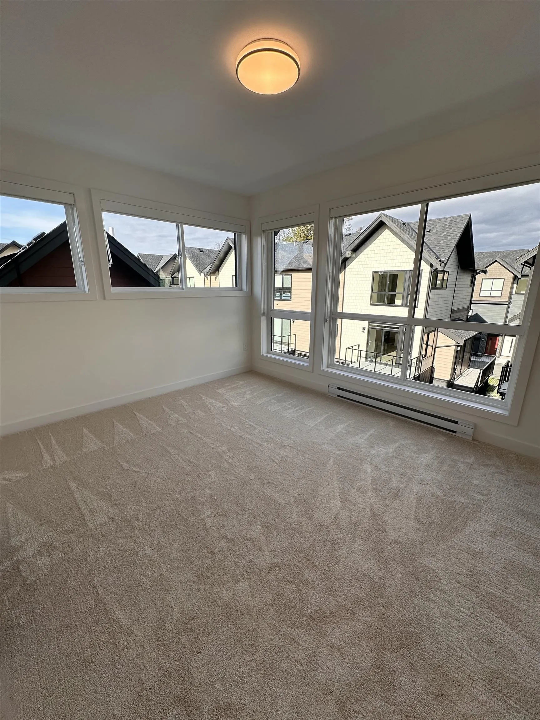 56 4337 Boundary Road