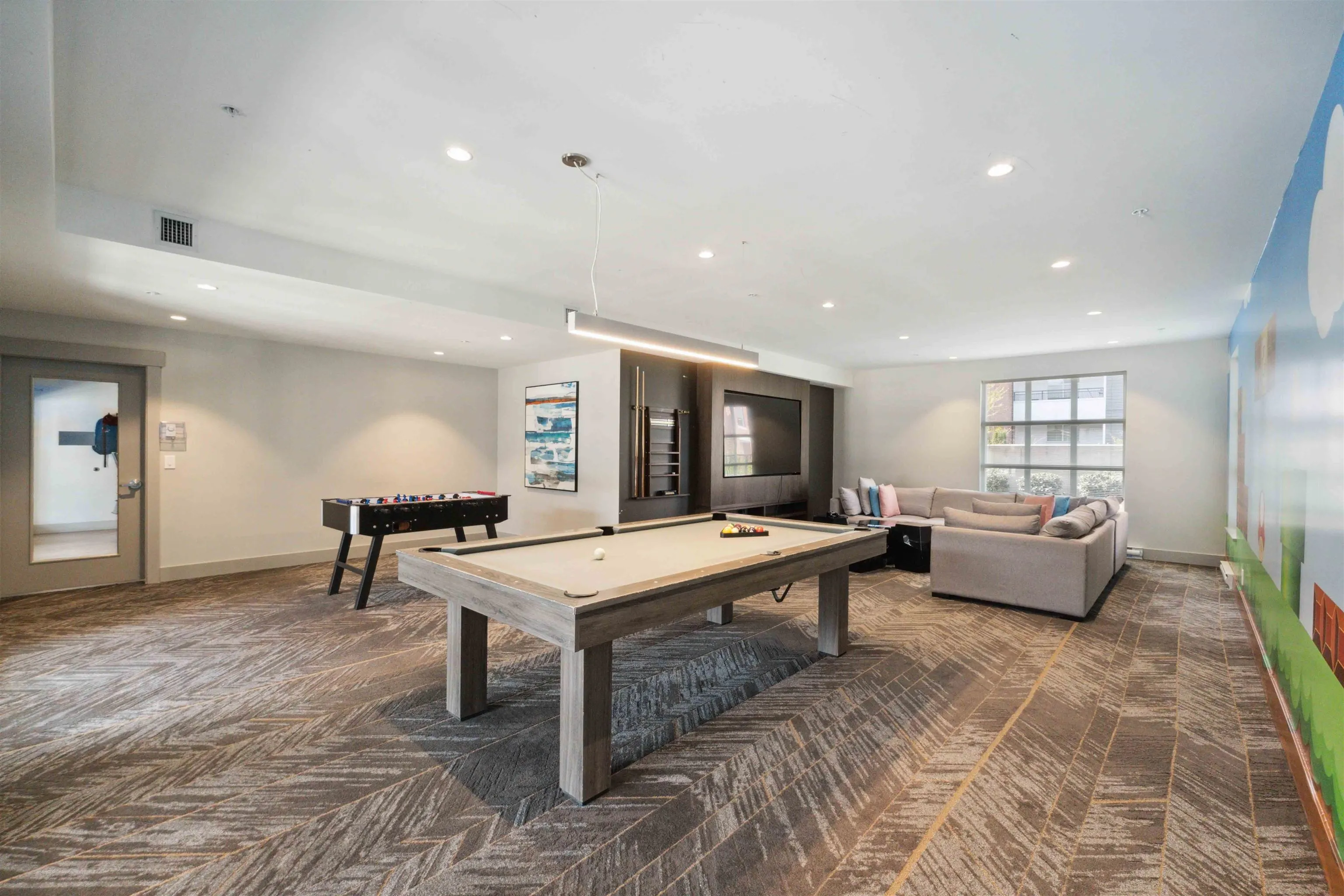 C520 8150 207 Street