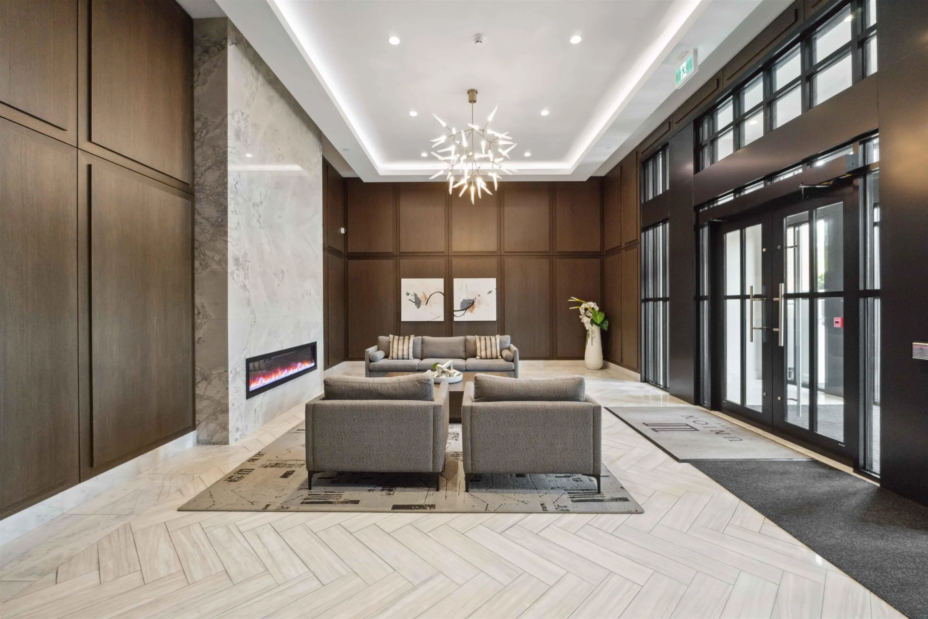 C520 8150 207 Street