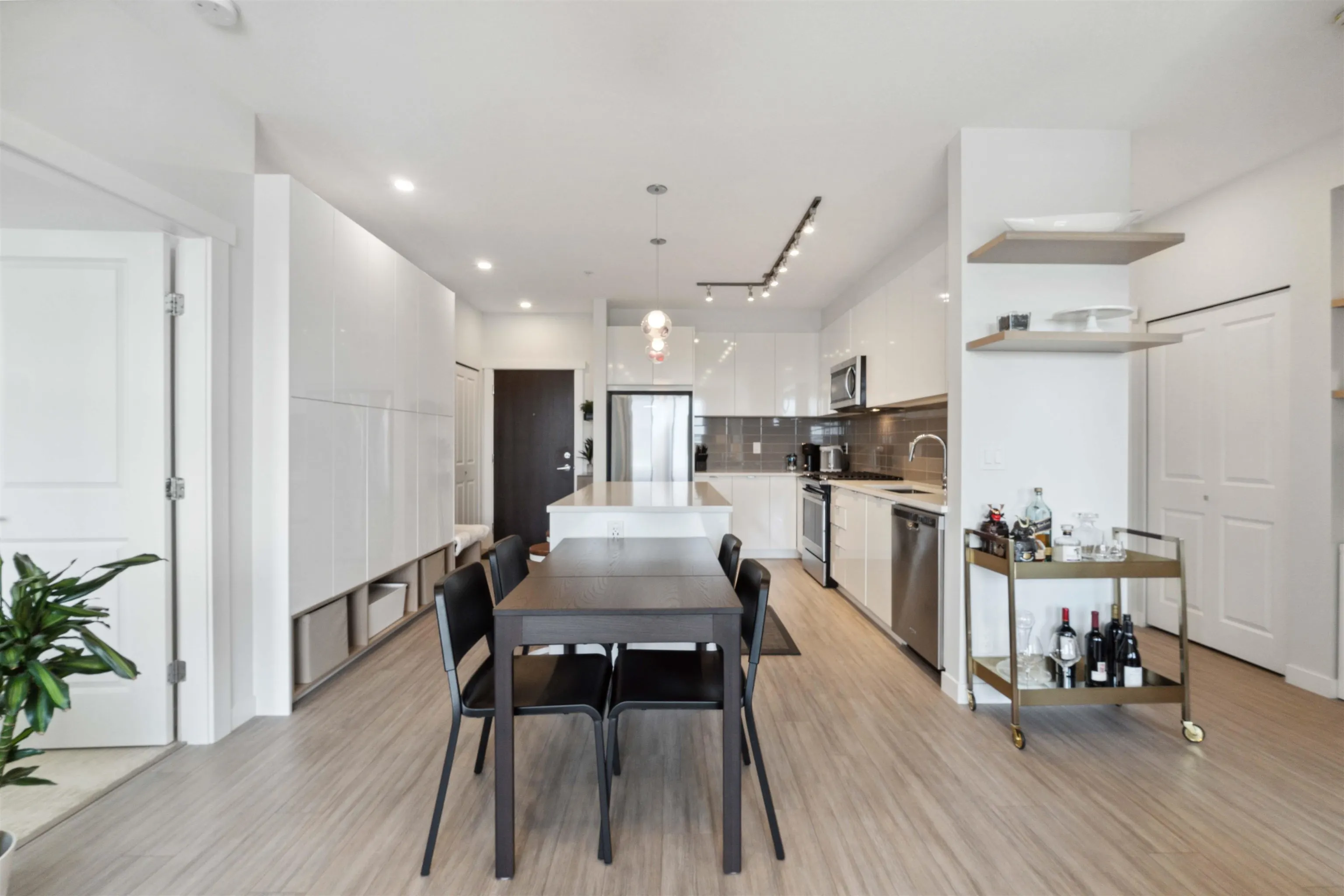 C520 8150 207 Street