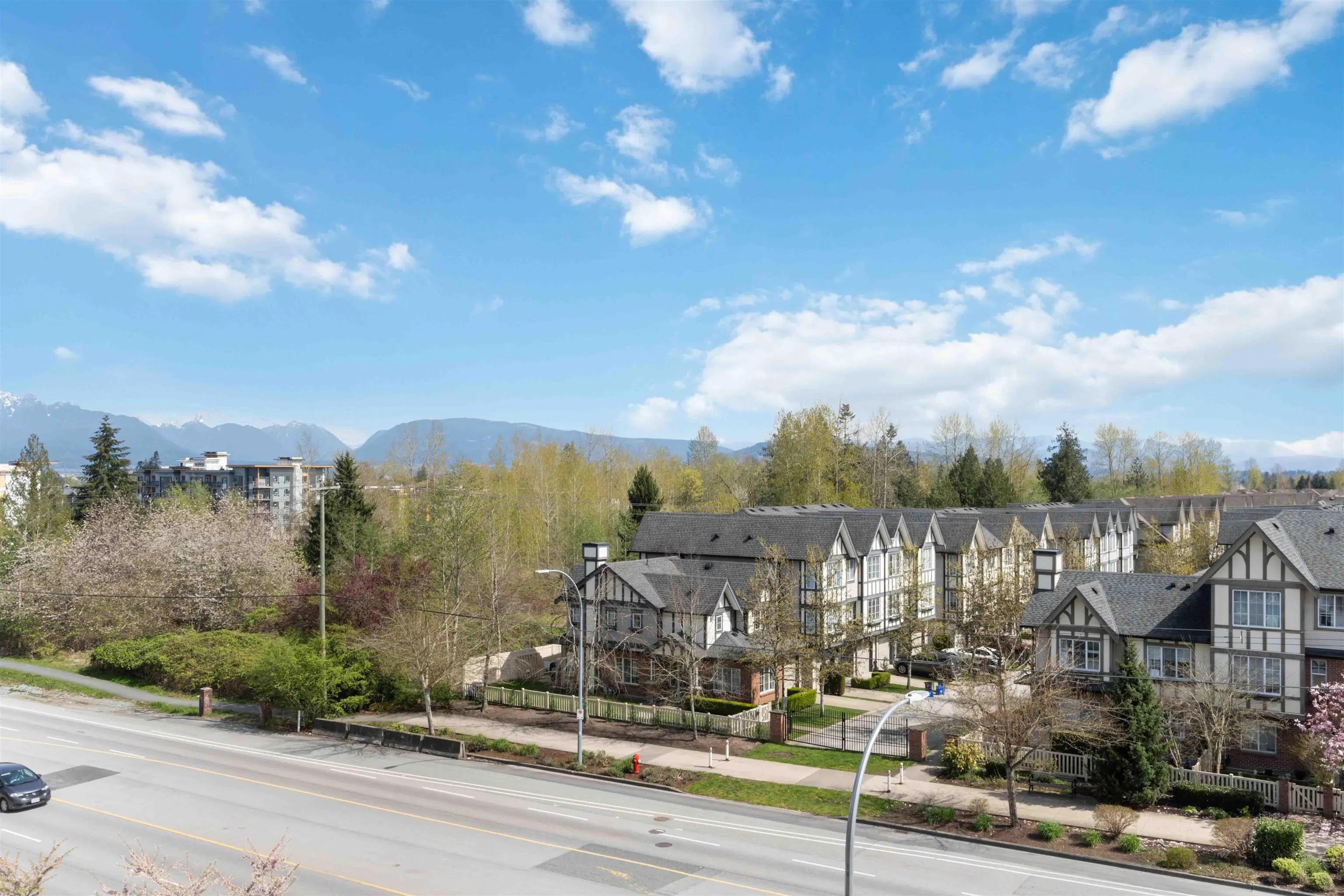 C520 8150 207 Street