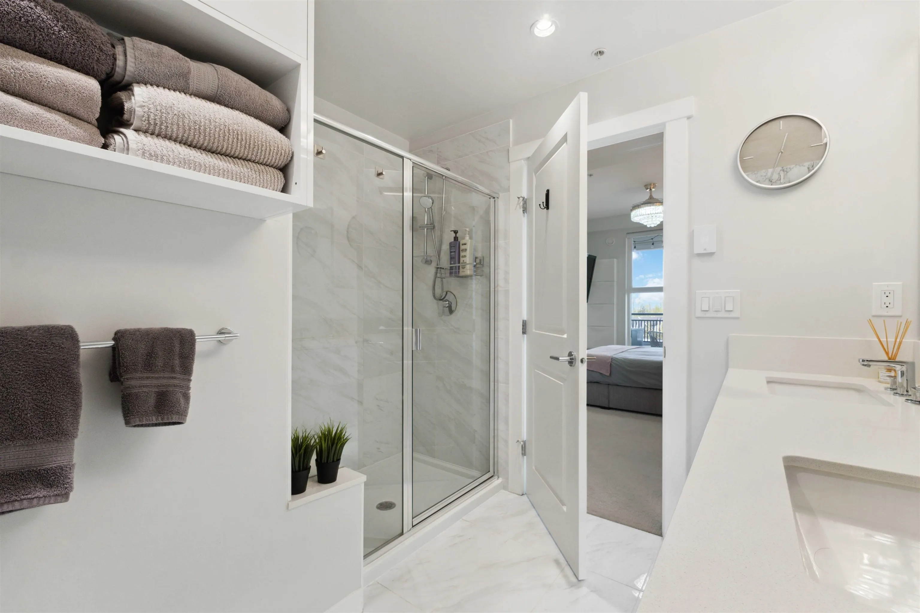 C520 8150 207 Street