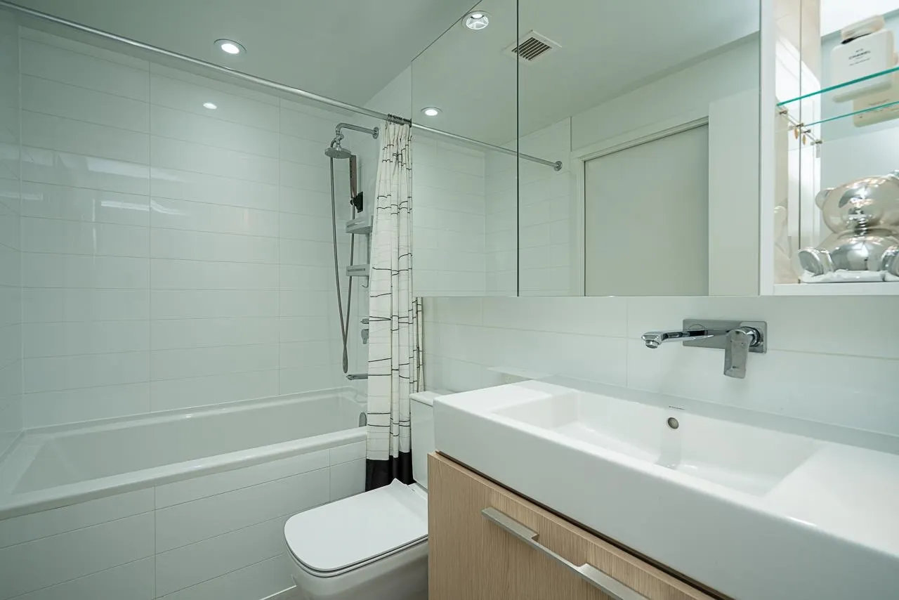 5703 4510 Halifax Way