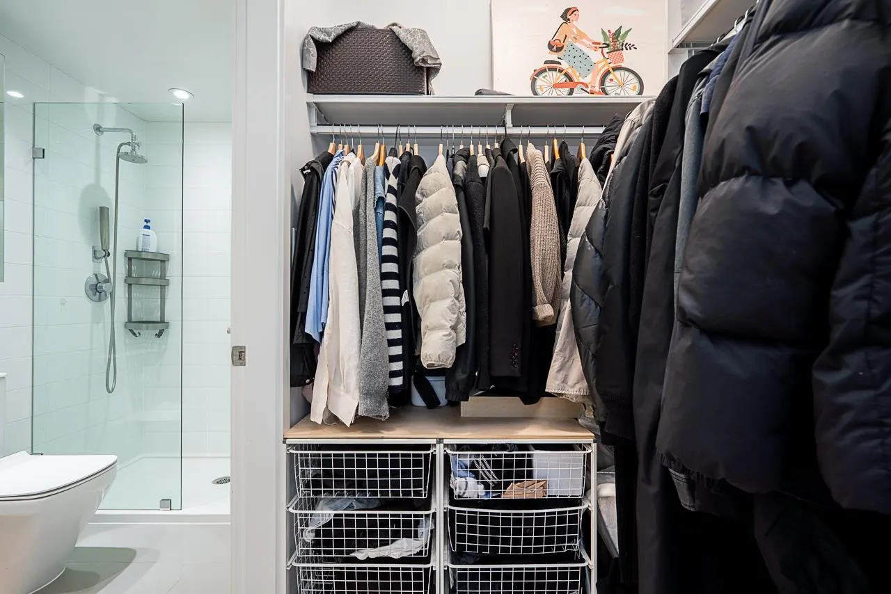 5703 4510 Halifax Way