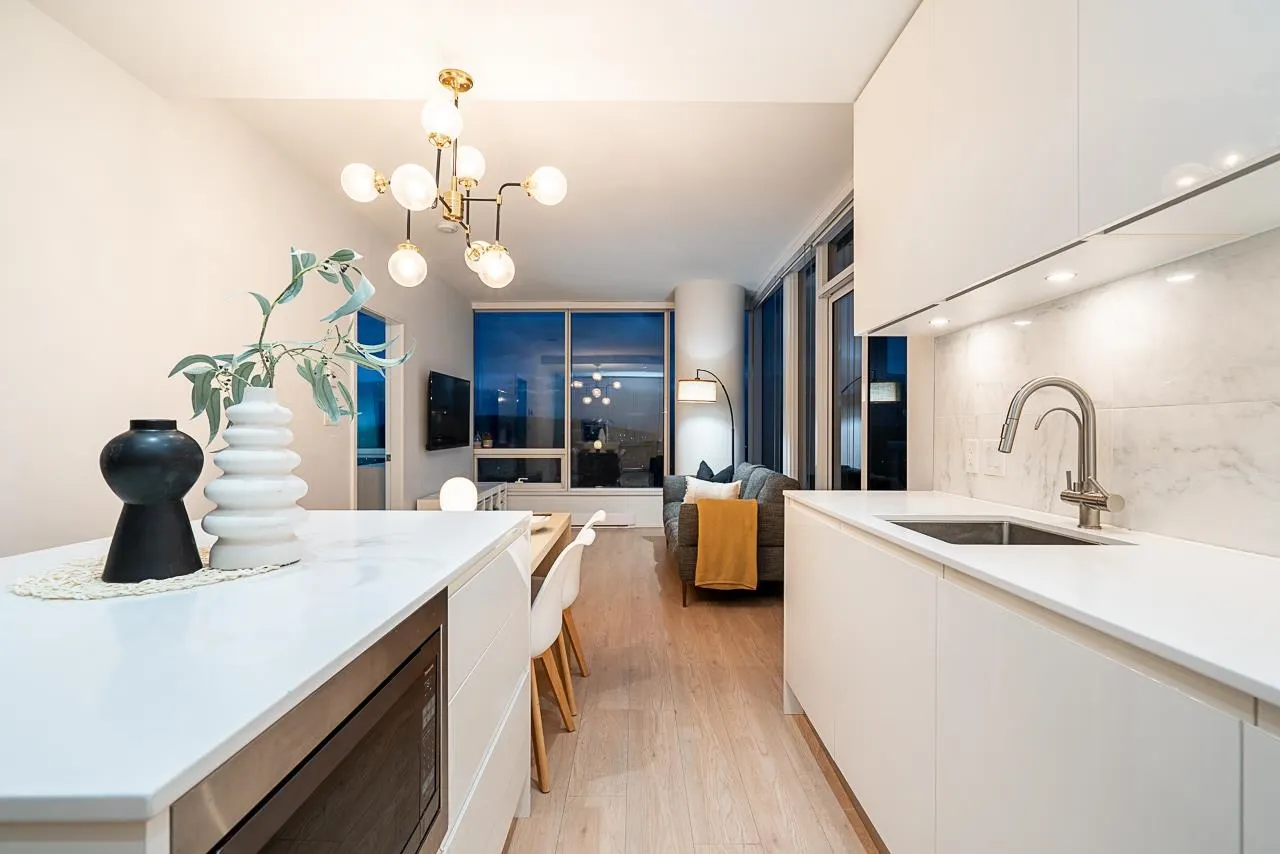 5703 4510 Halifax Way