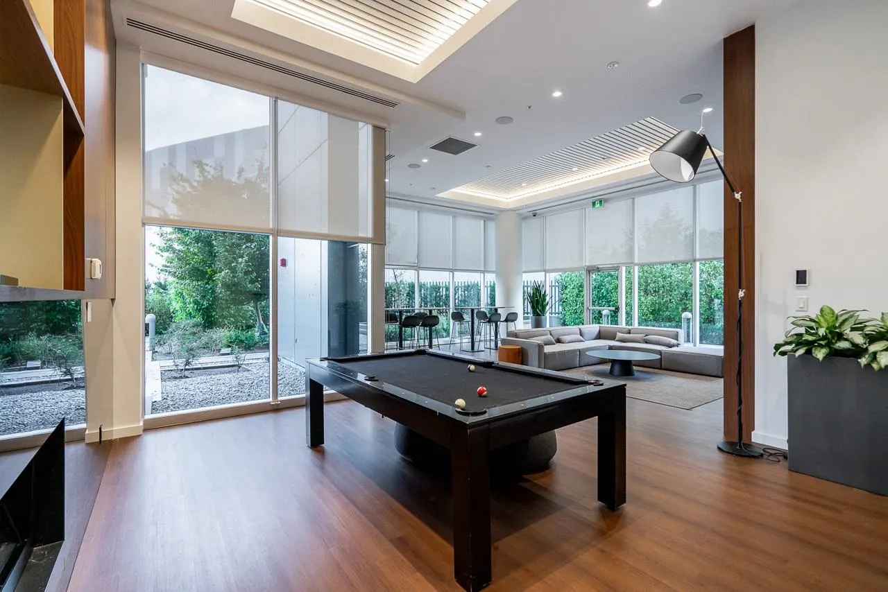 5703 4510 Halifax Way