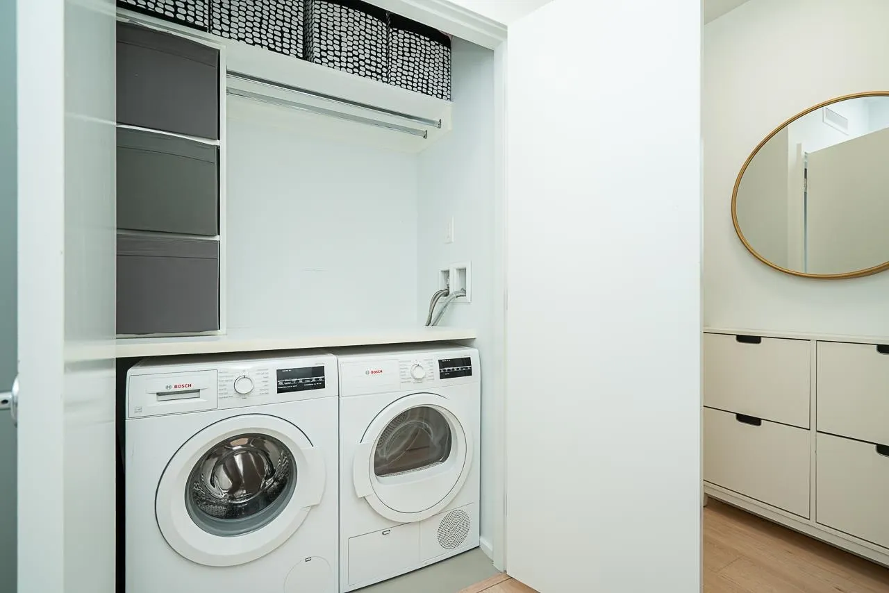 5703 4510 Halifax Way