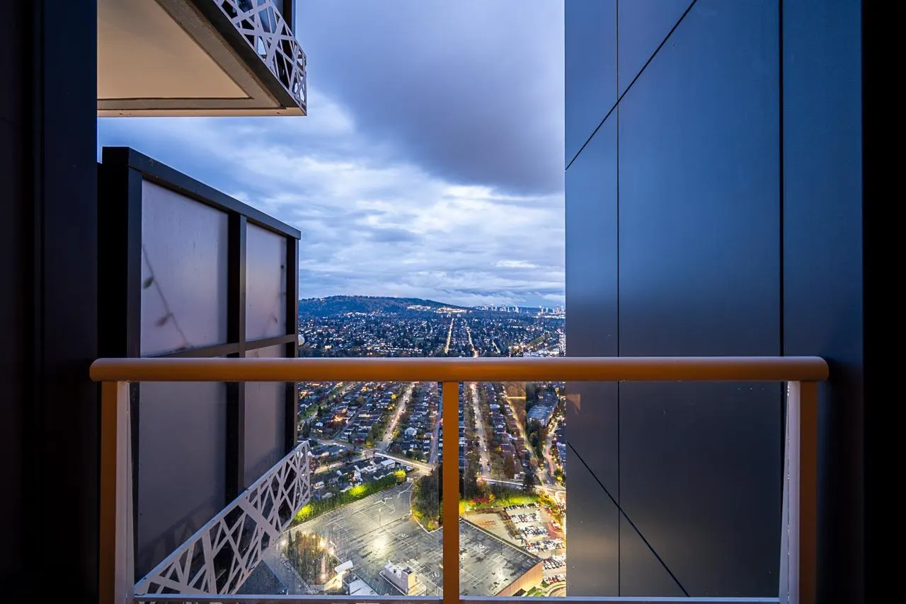 5703 4510 Halifax Way