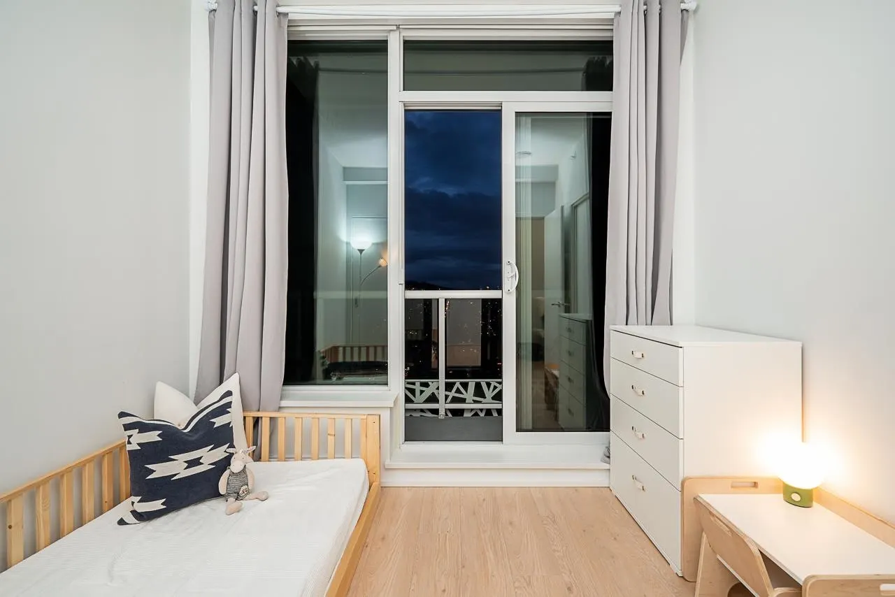 5703 4510 Halifax Way