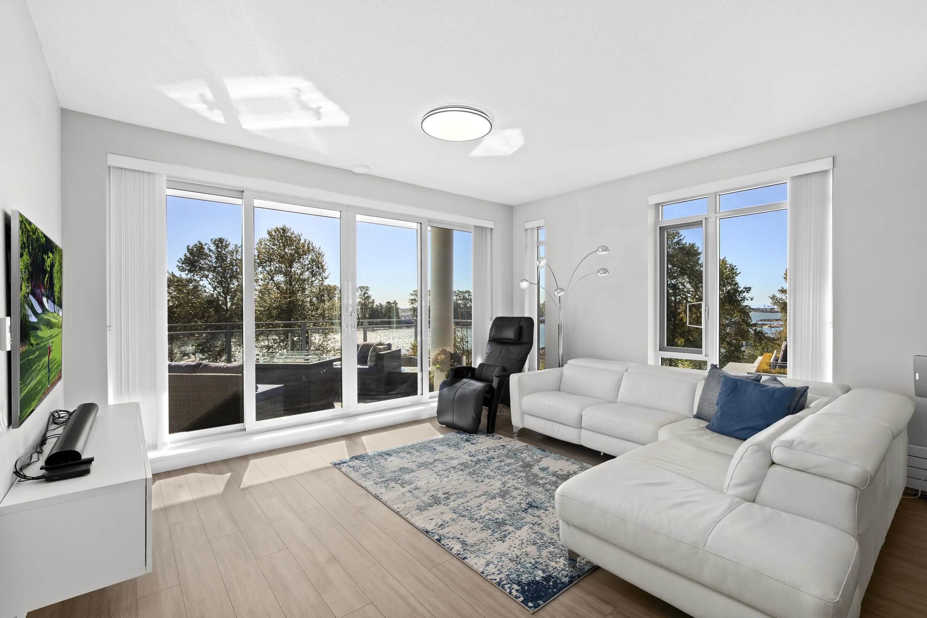 508 3198 Riverwalk Avenue