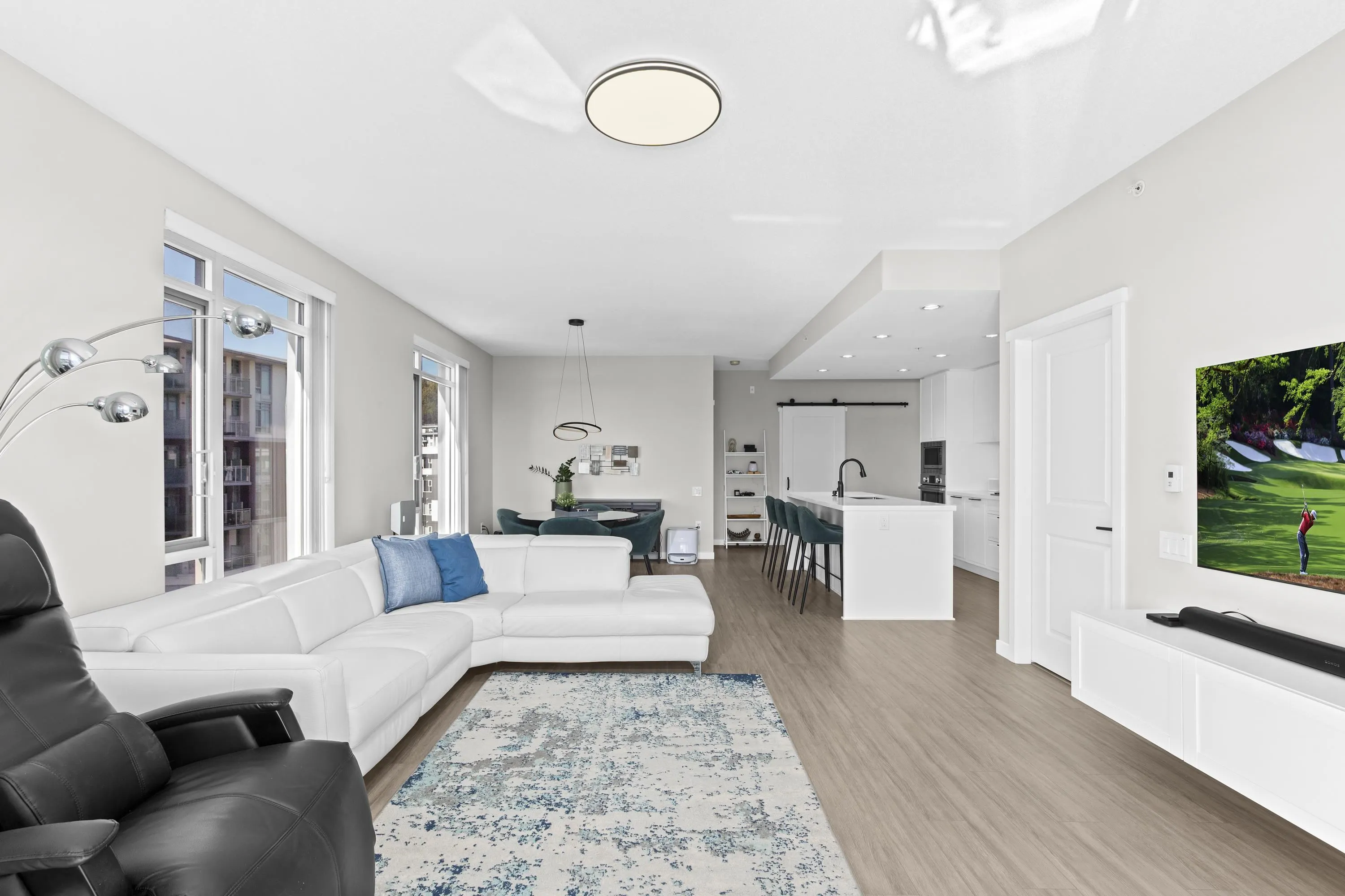 508 3198 Riverwalk Avenue