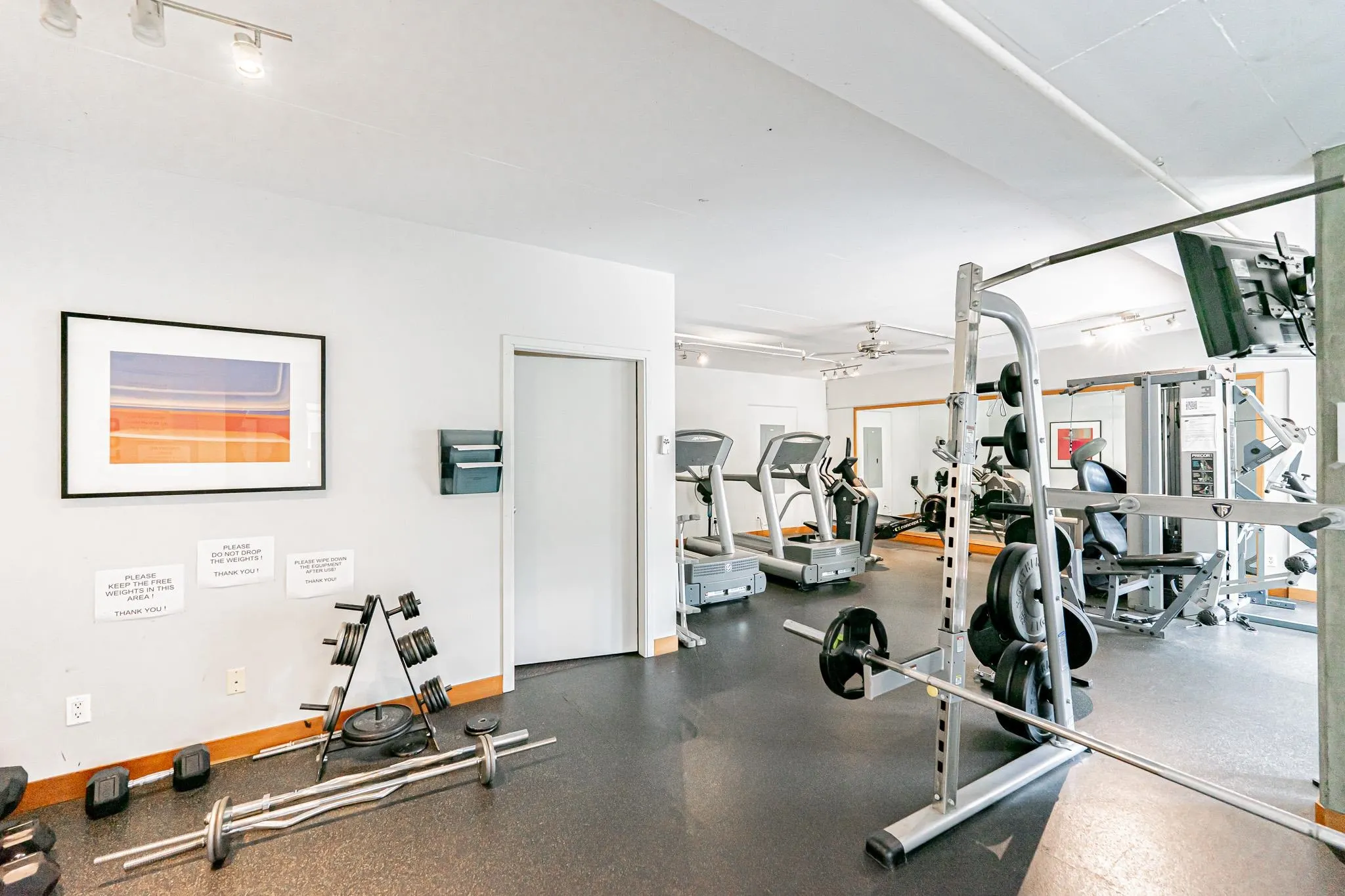 412 10 Renaissance Square