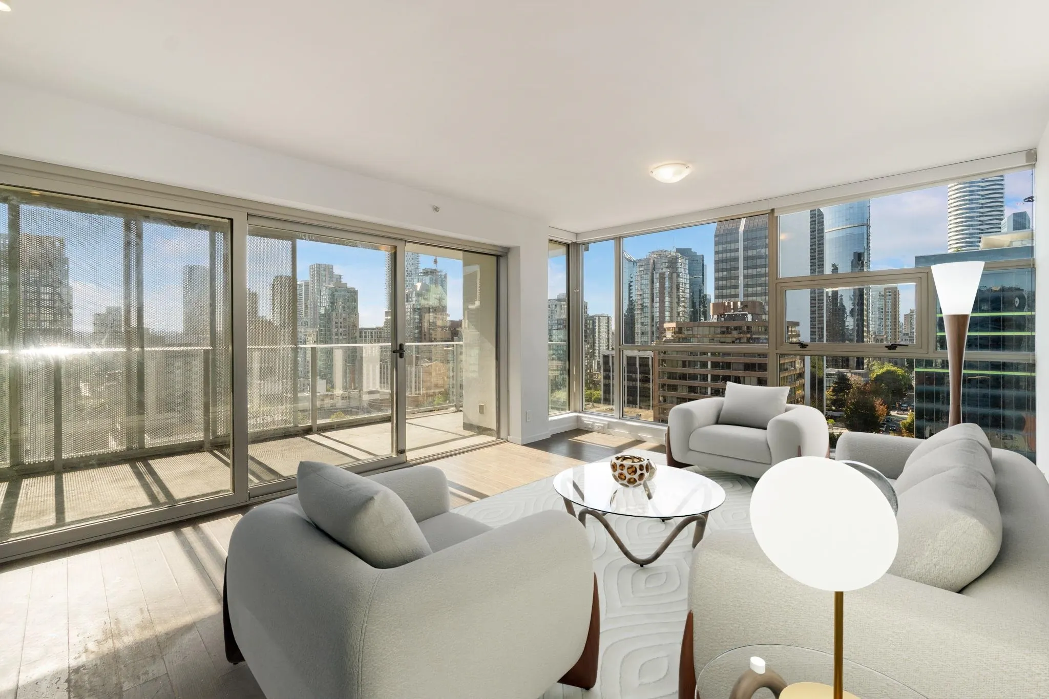 2007 999 Seymour Street