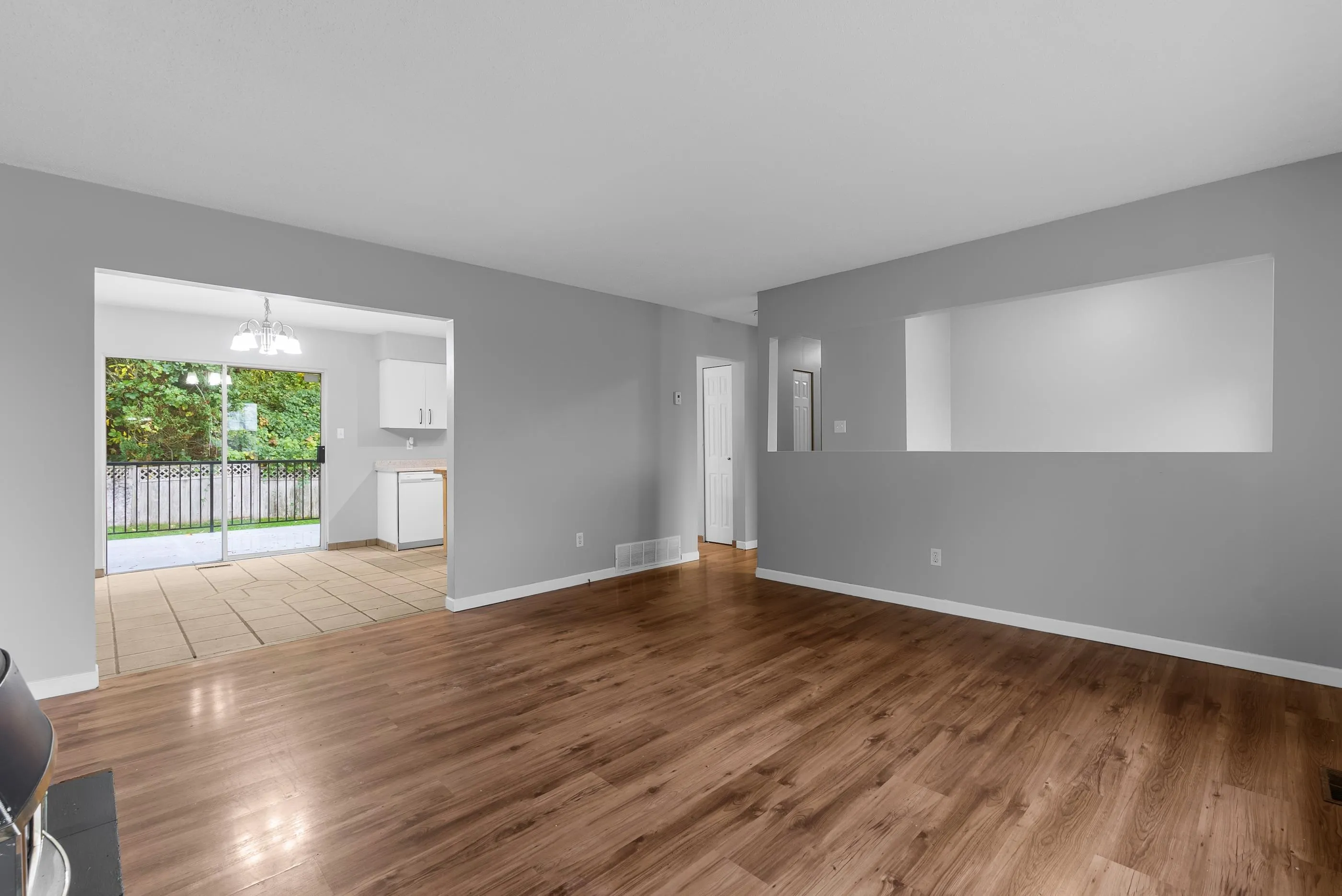 35180 Cassiar Avenue