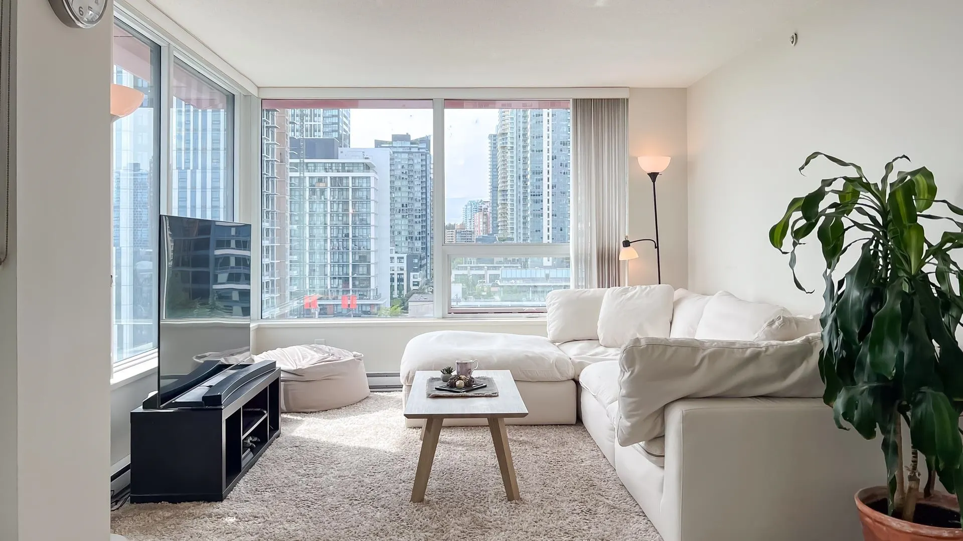 1105 6658 Dow Avenue