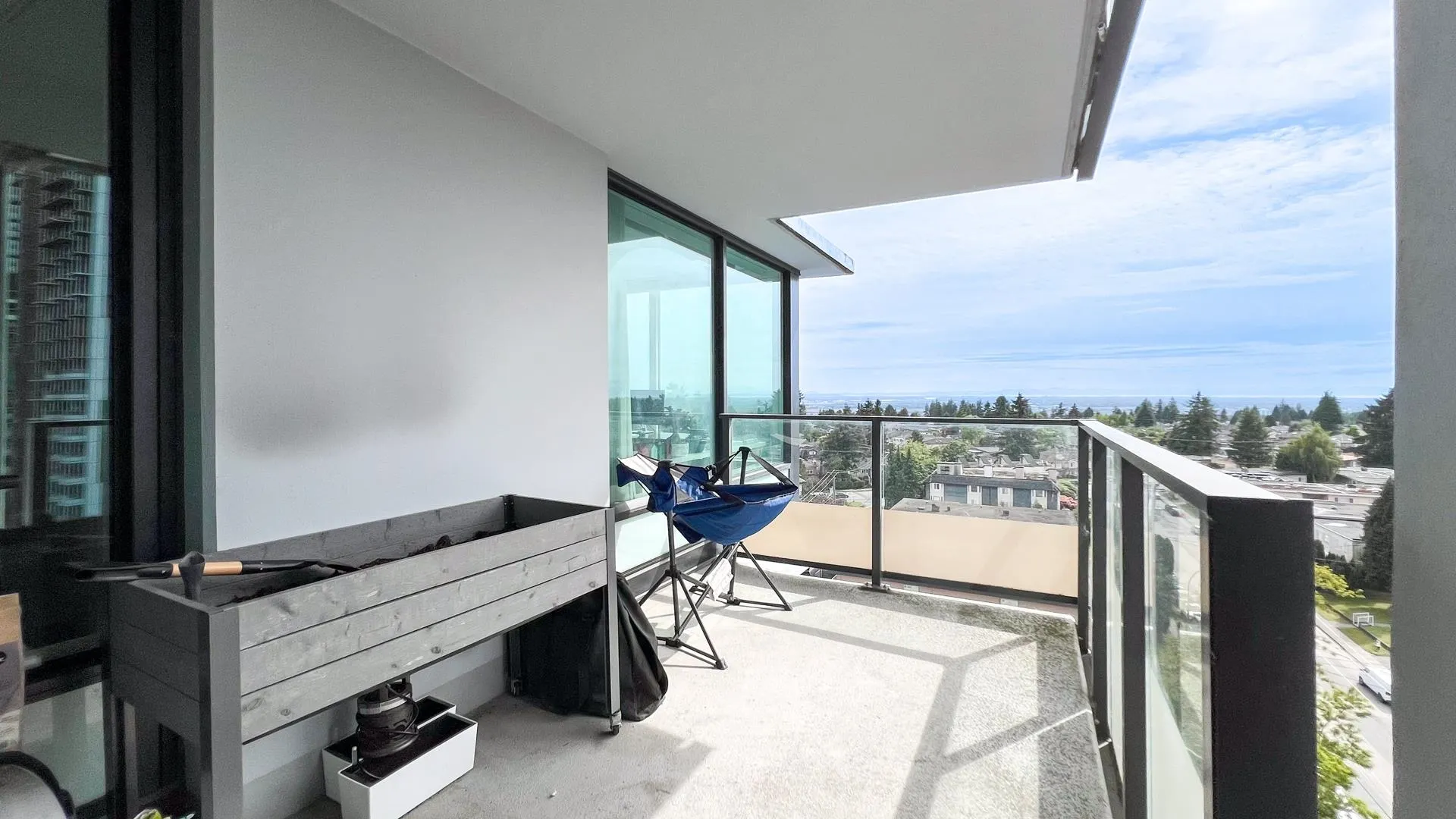 1105 6658 Dow Avenue