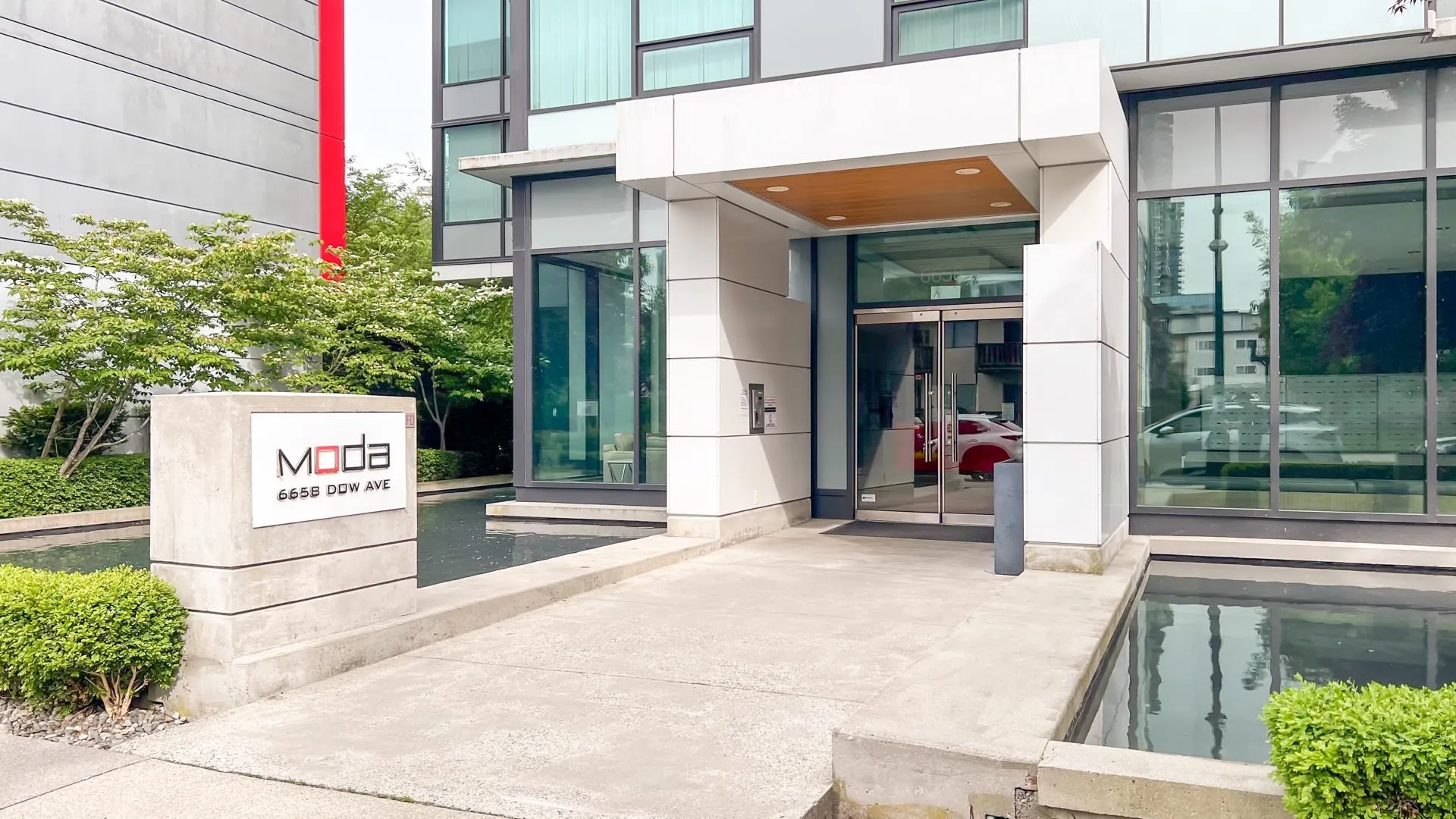 1105 6658 Dow Avenue