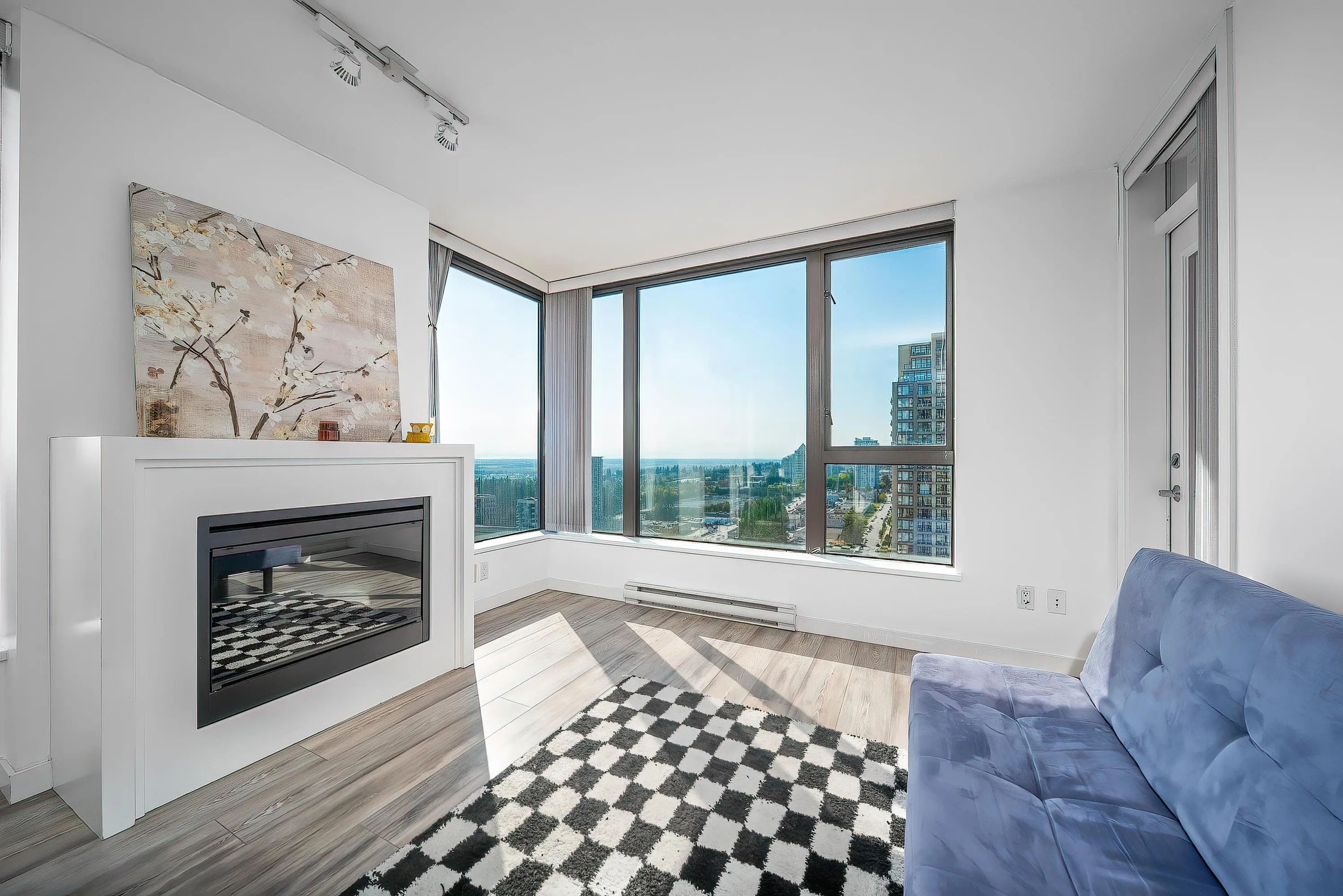 2307 7063 Hall Avenue