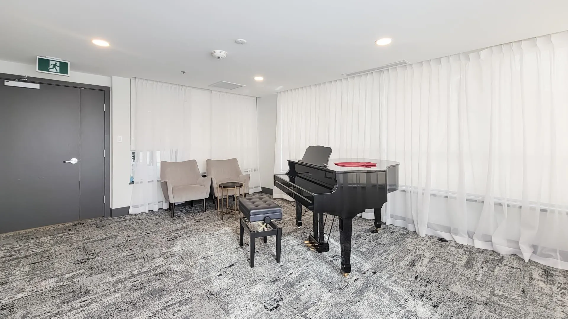 1302 1632 Lions Gate Lane