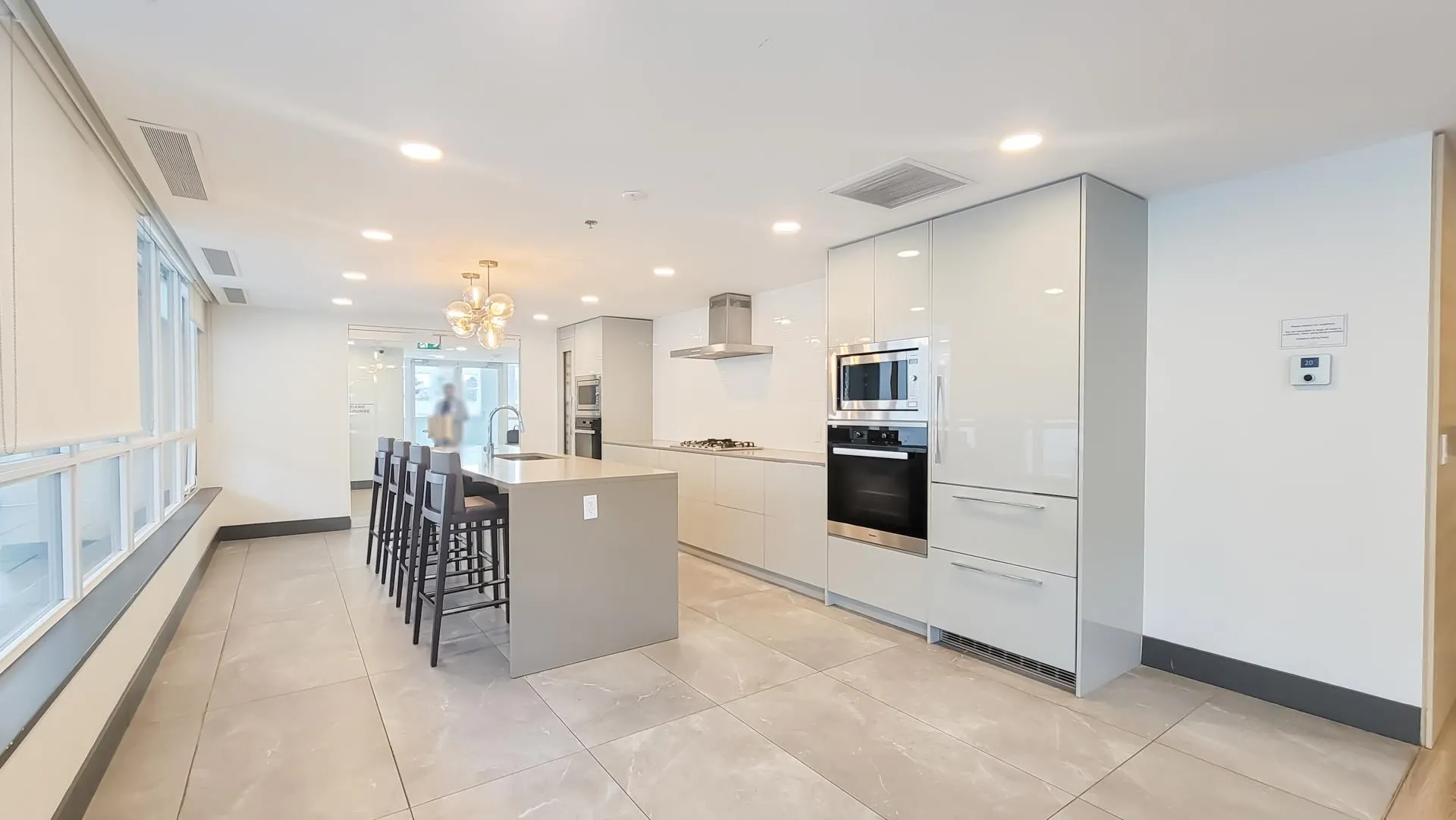 1302 1632 Lions Gate Lane