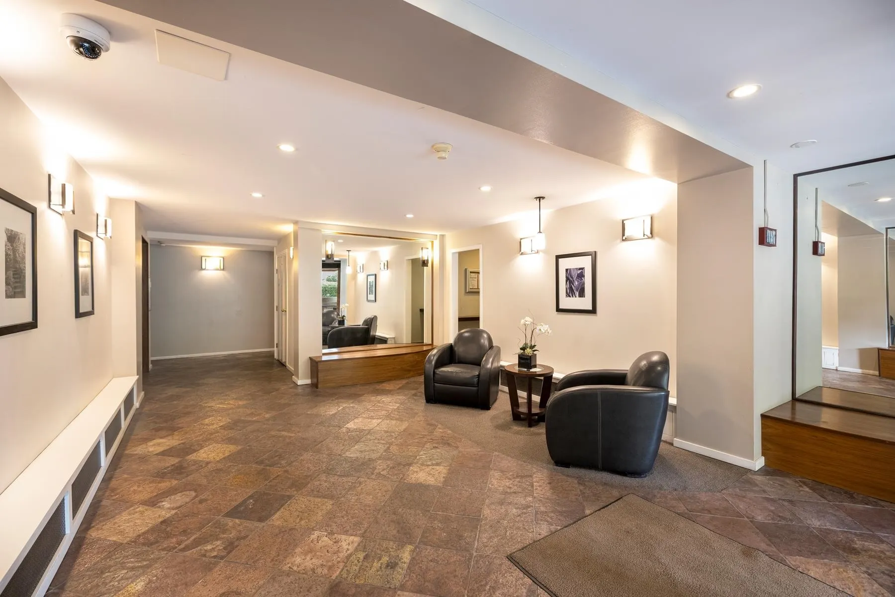 301 1235 W 15th Avenue