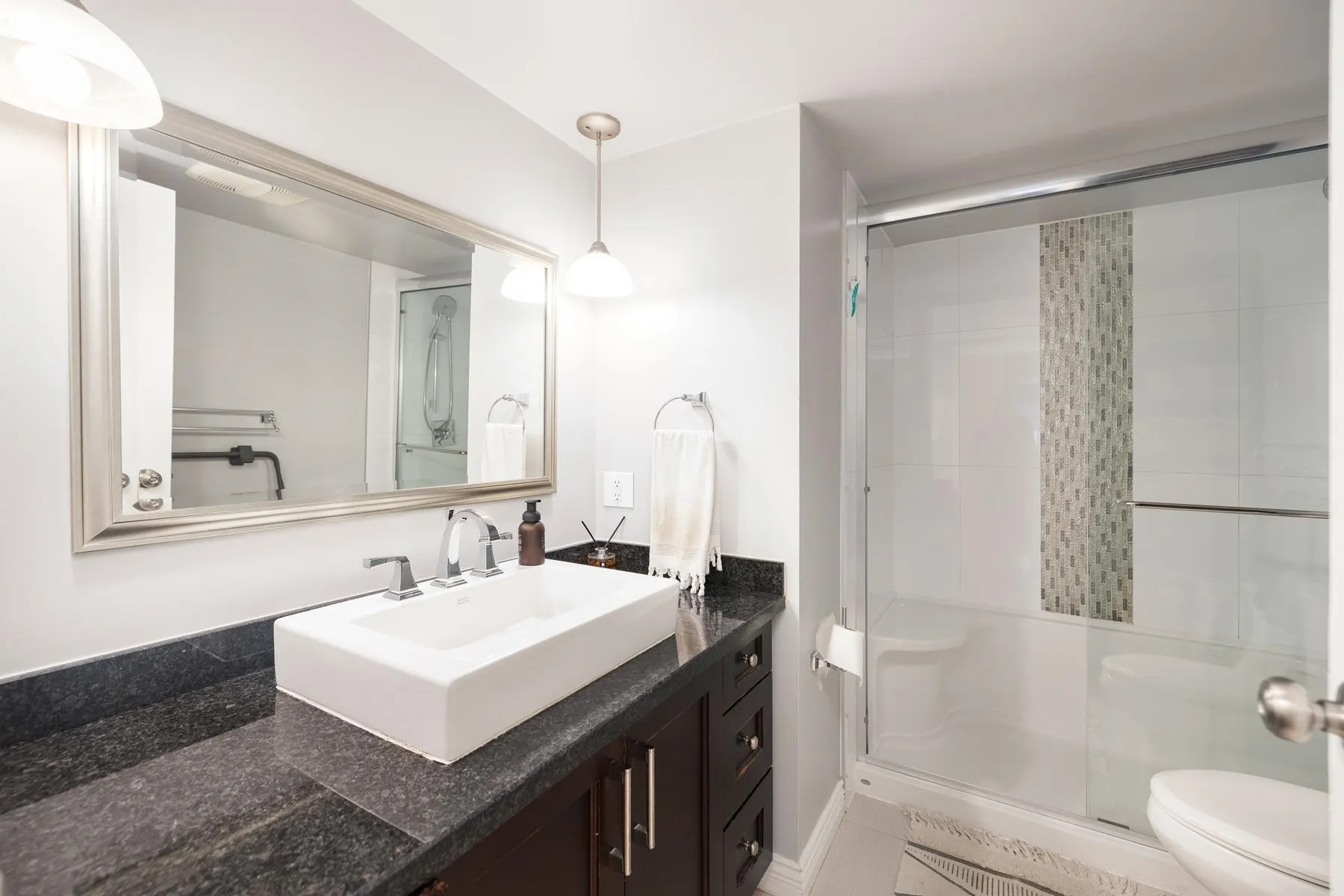 301 1235 W 15th Avenue