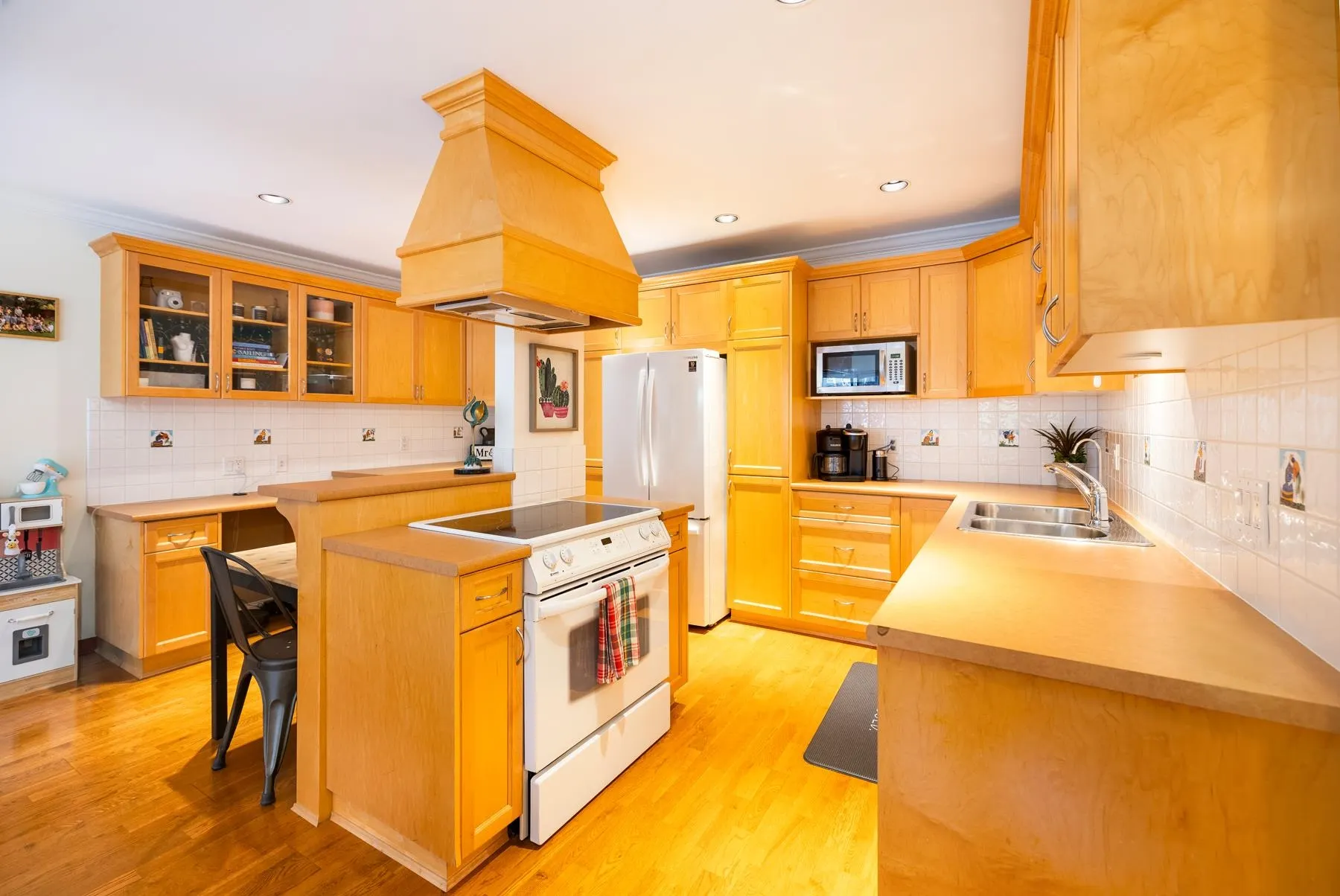 301 1235 W 15th Avenue