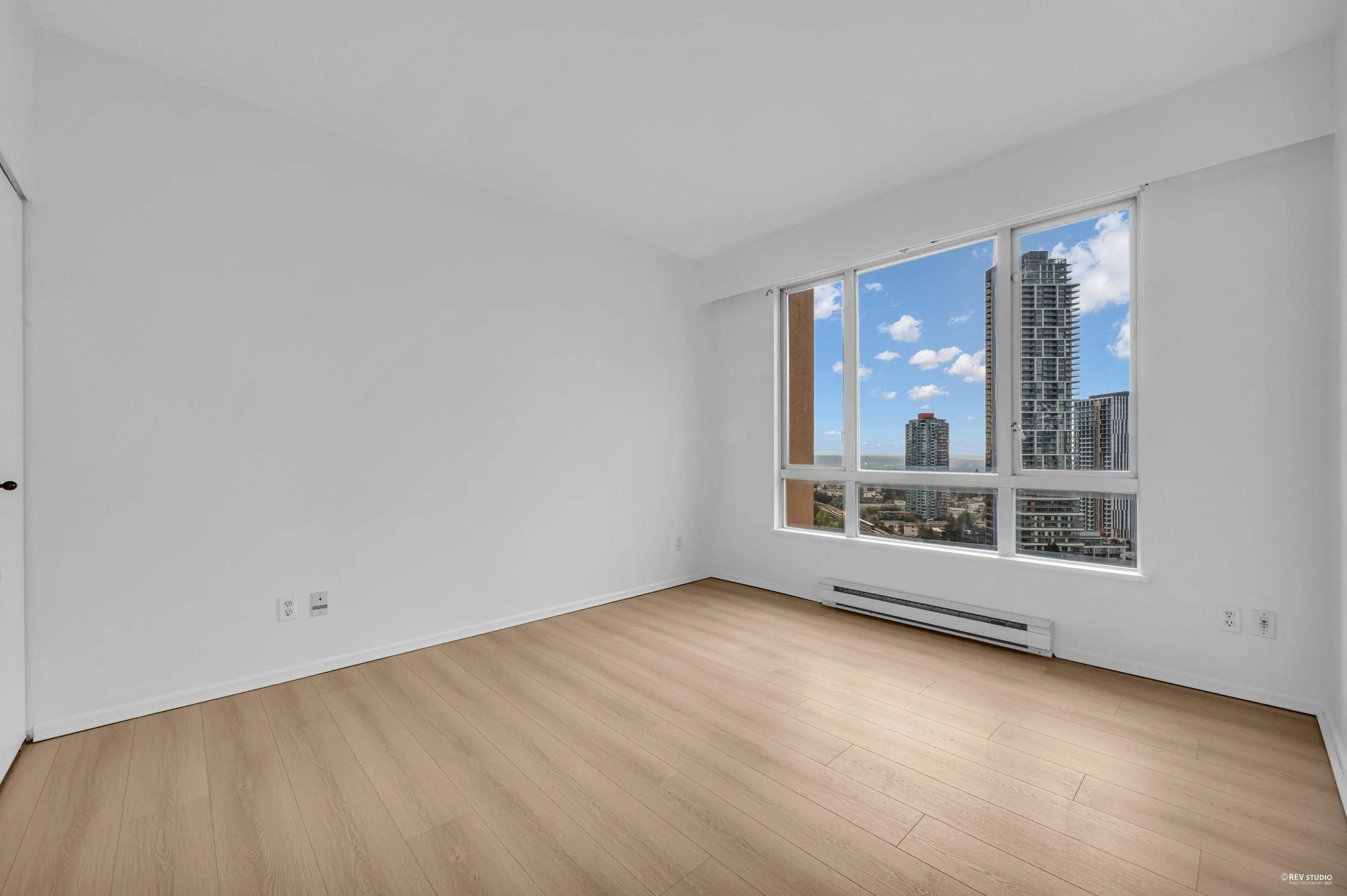 2104 6220 Mckay Avenue