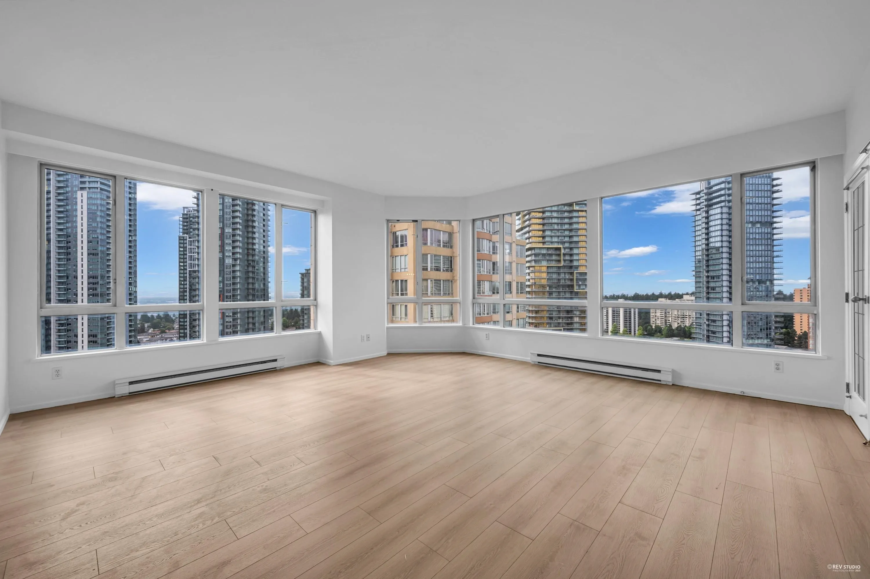 2104 6220 Mckay Avenue