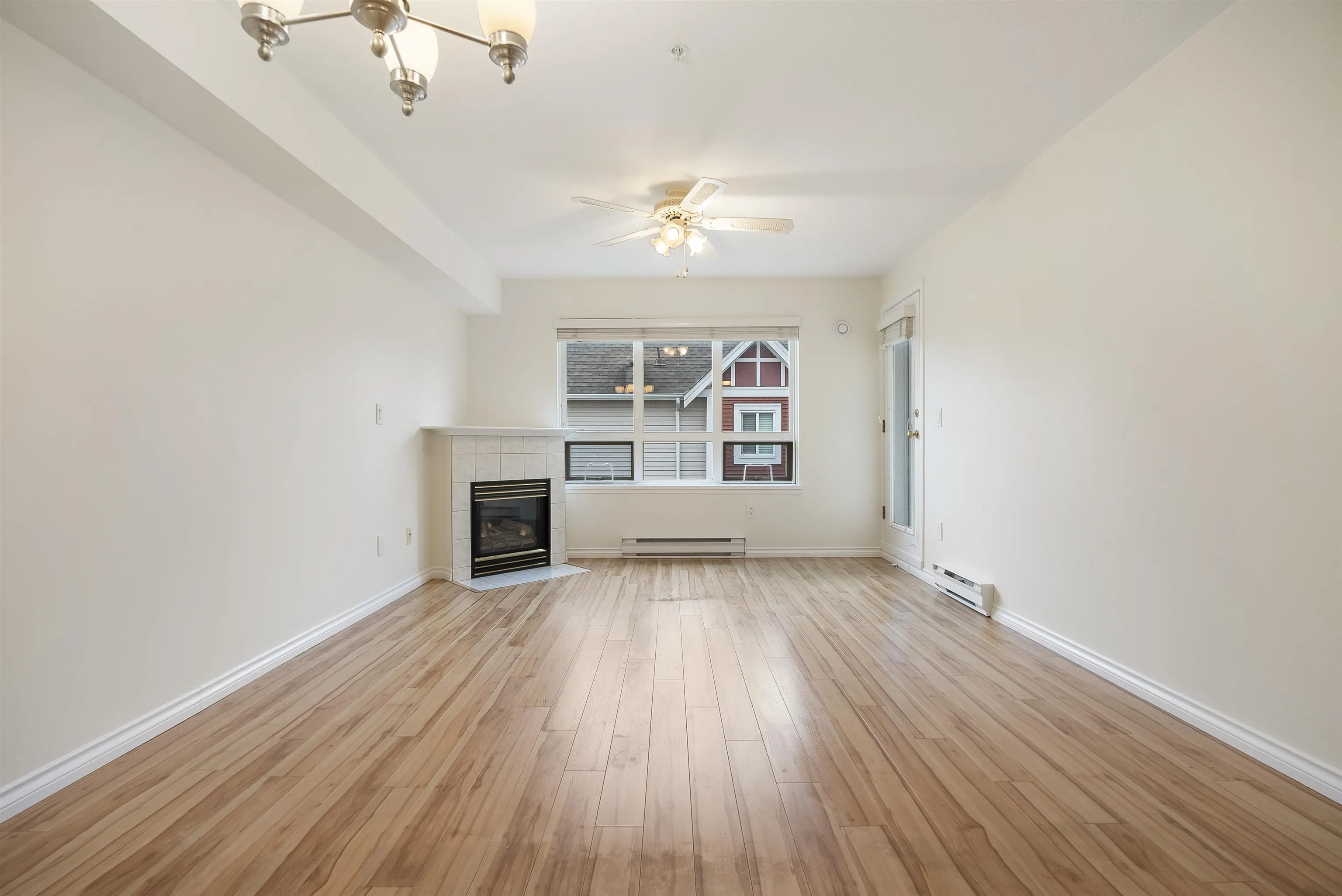 305 14355 103 Avenue