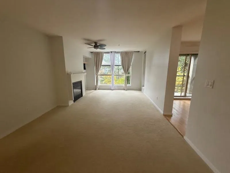 404 9339 University Crescent