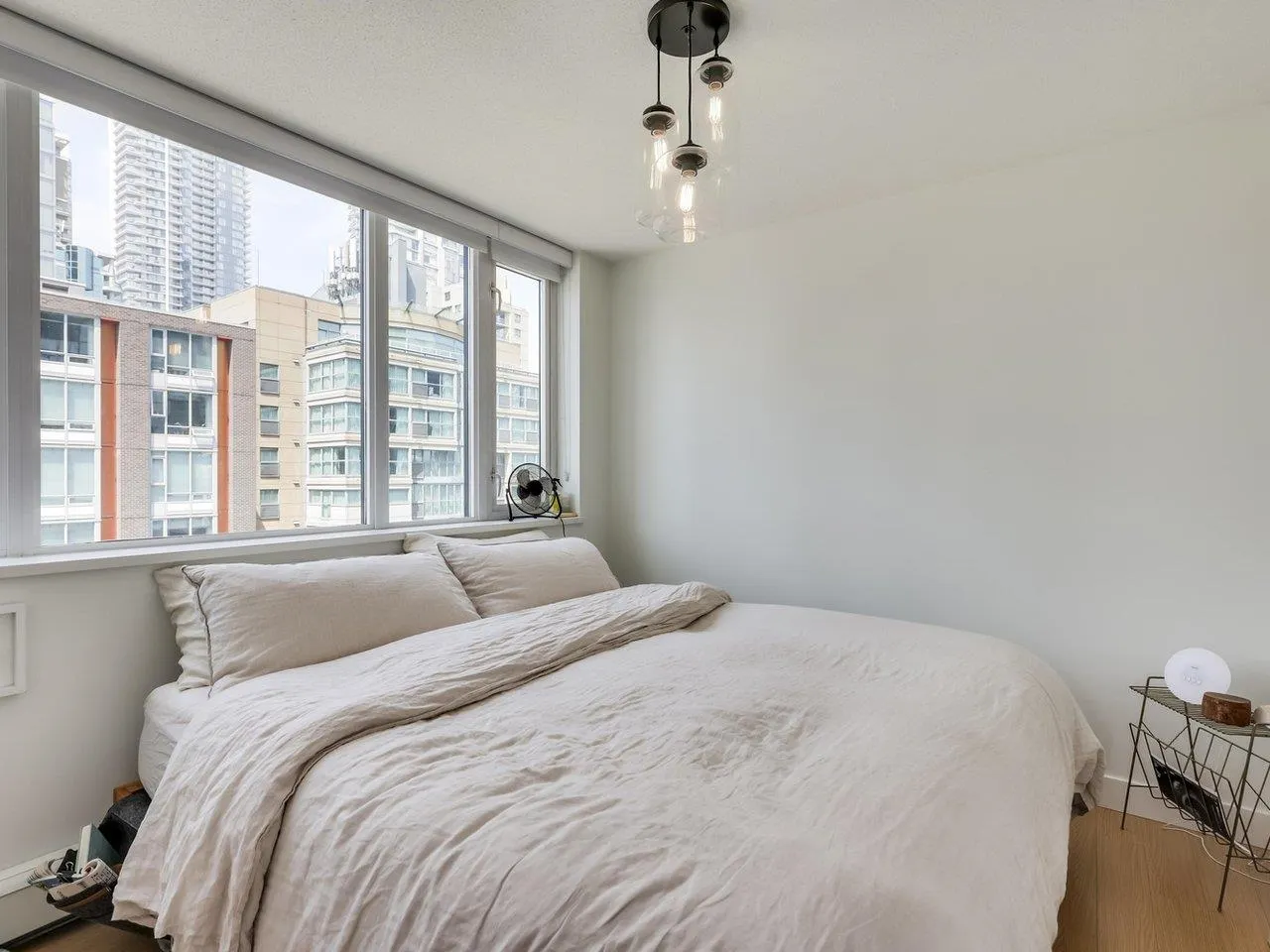 912 1325 Rolston Street