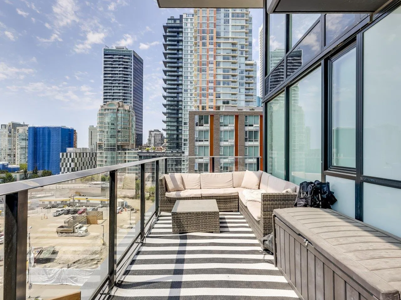 912 1325 Rolston Street