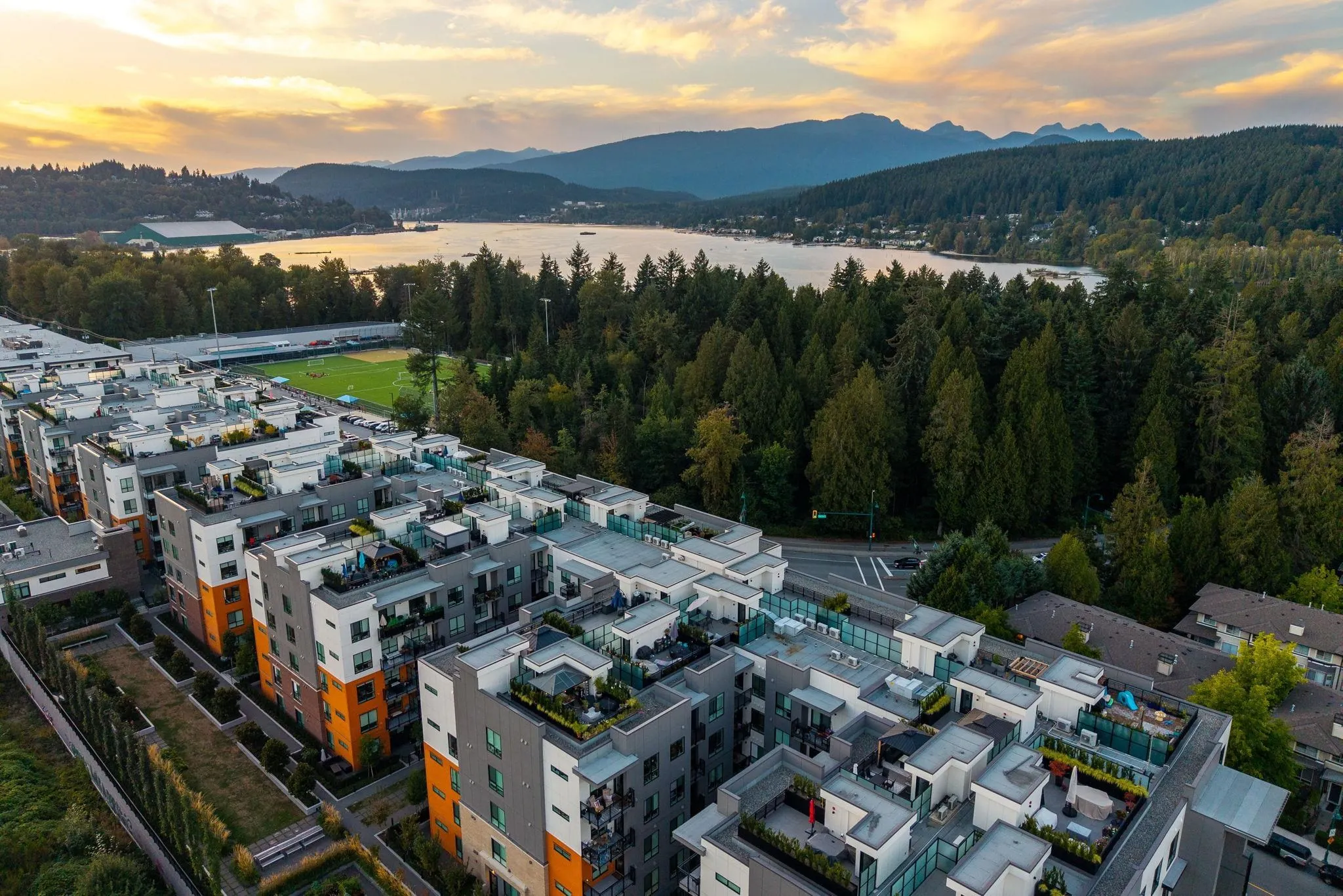 619 55 Klahanie Drive