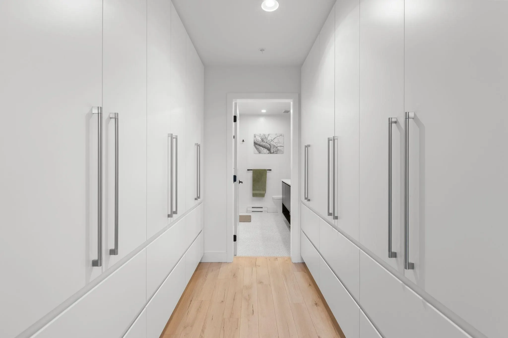 619 55 Klahanie Drive