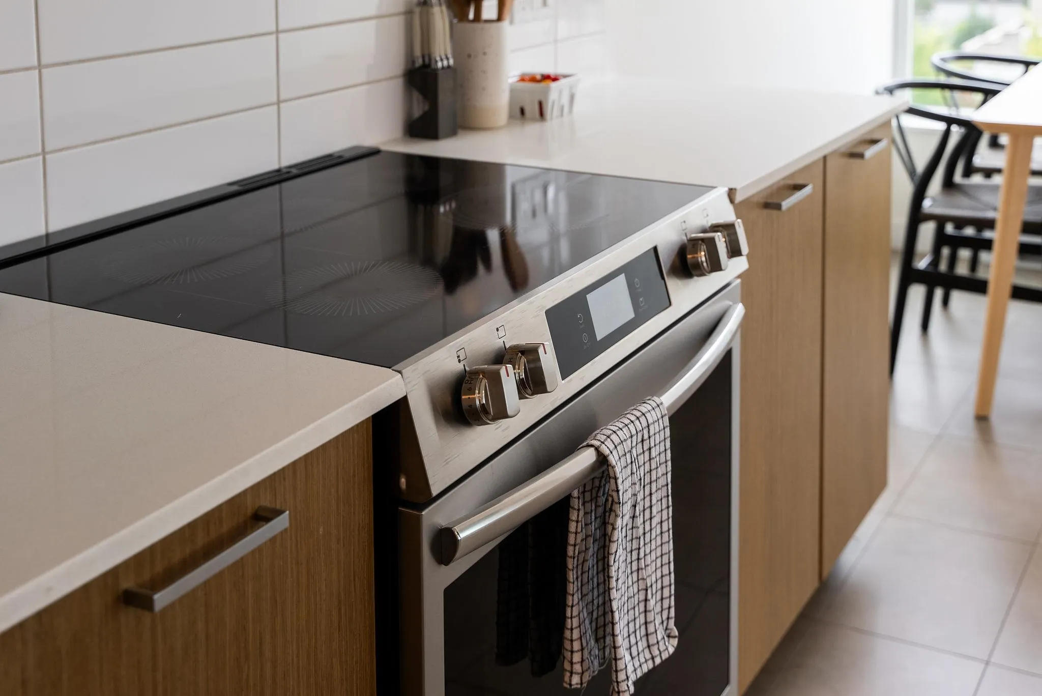 709 2321 Scotia Street