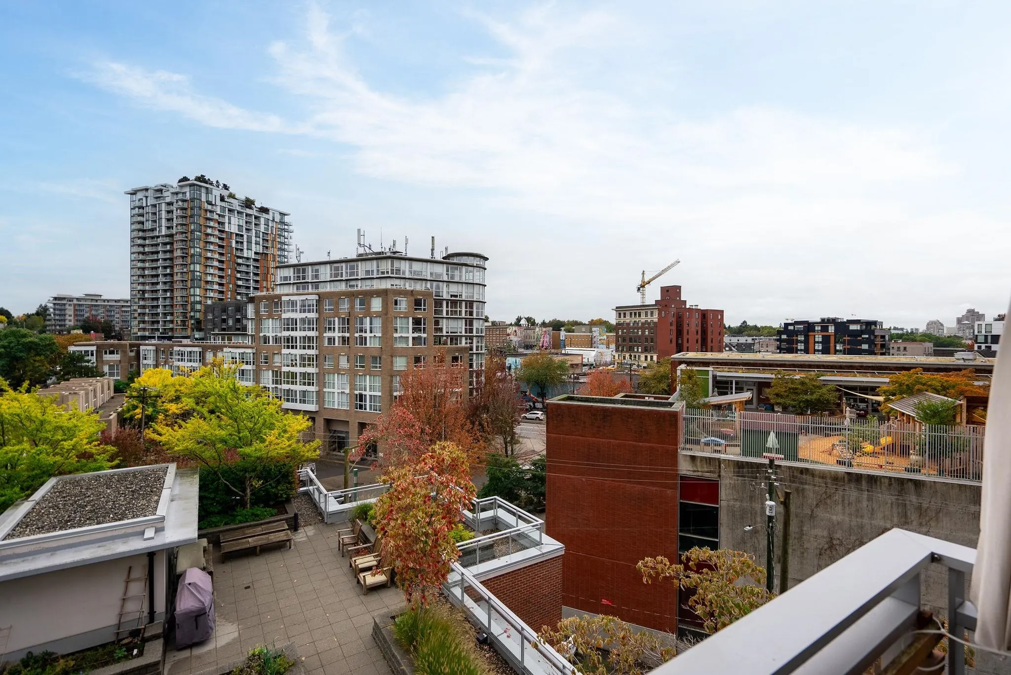 709 2321 Scotia Street