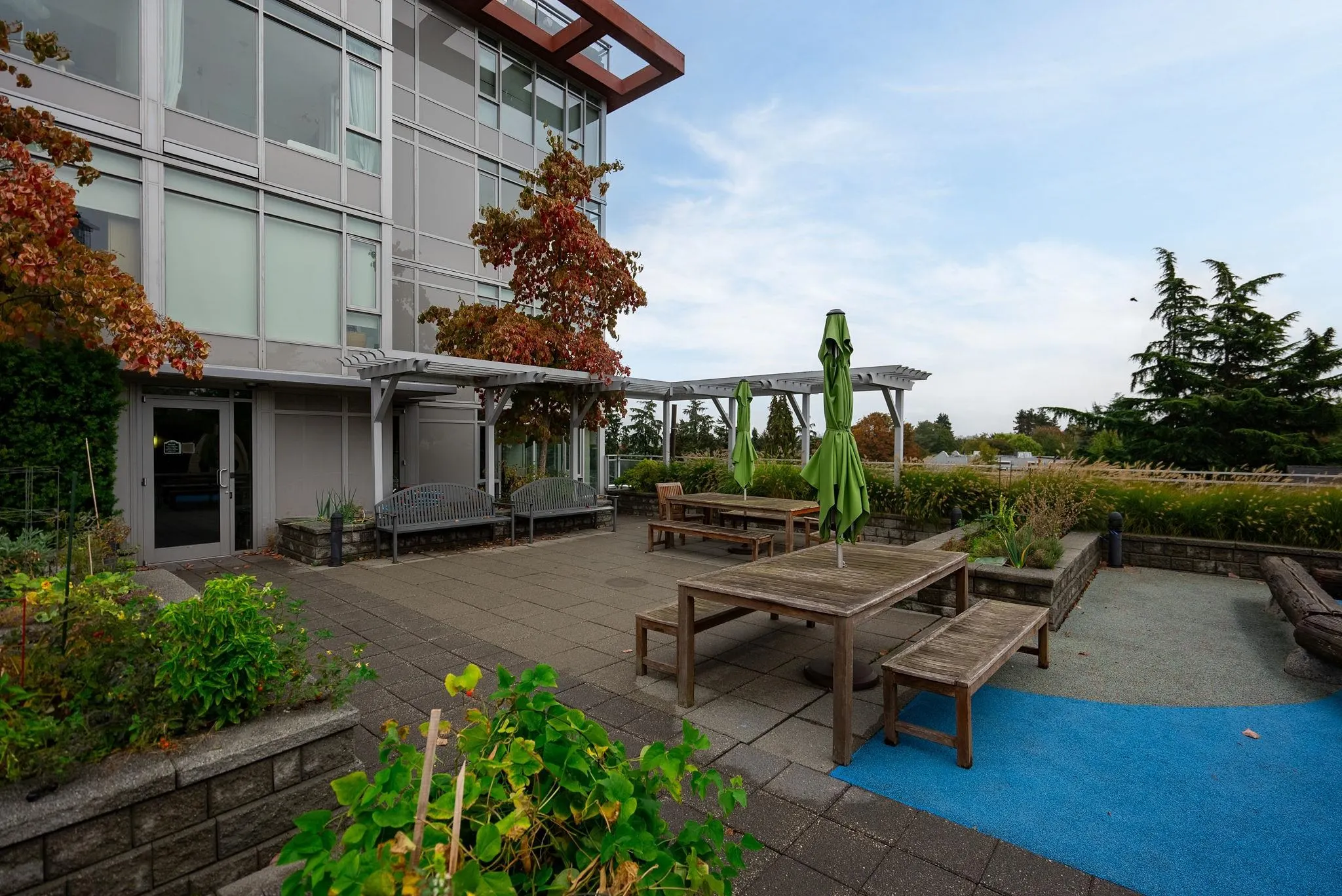 709 2321 Scotia Street