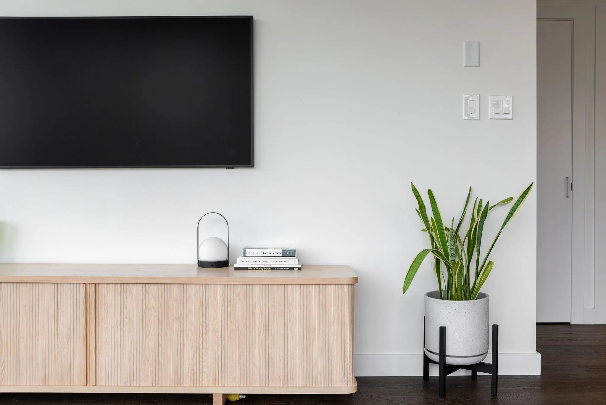 709 2321 Scotia Street