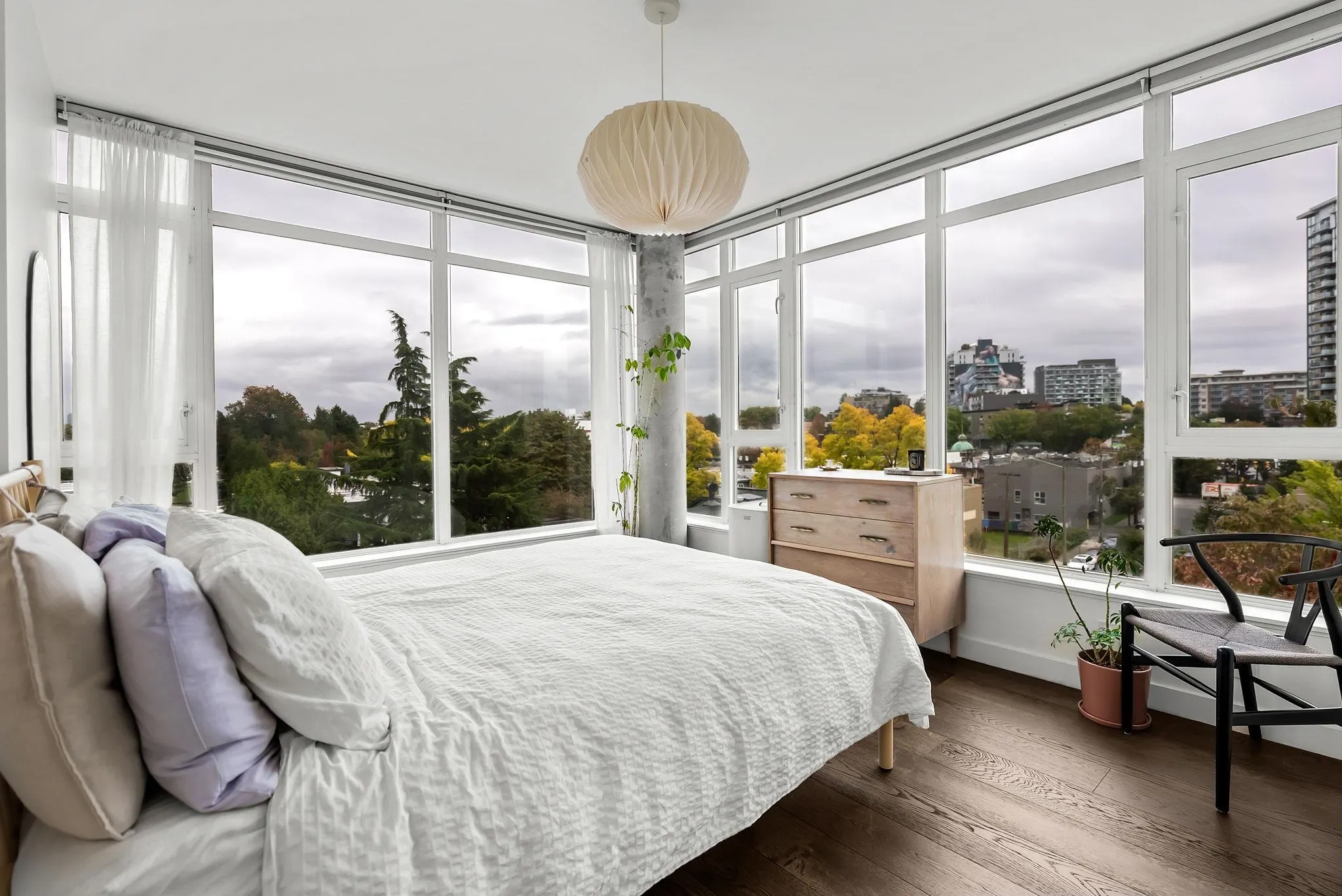 709 2321 Scotia Street