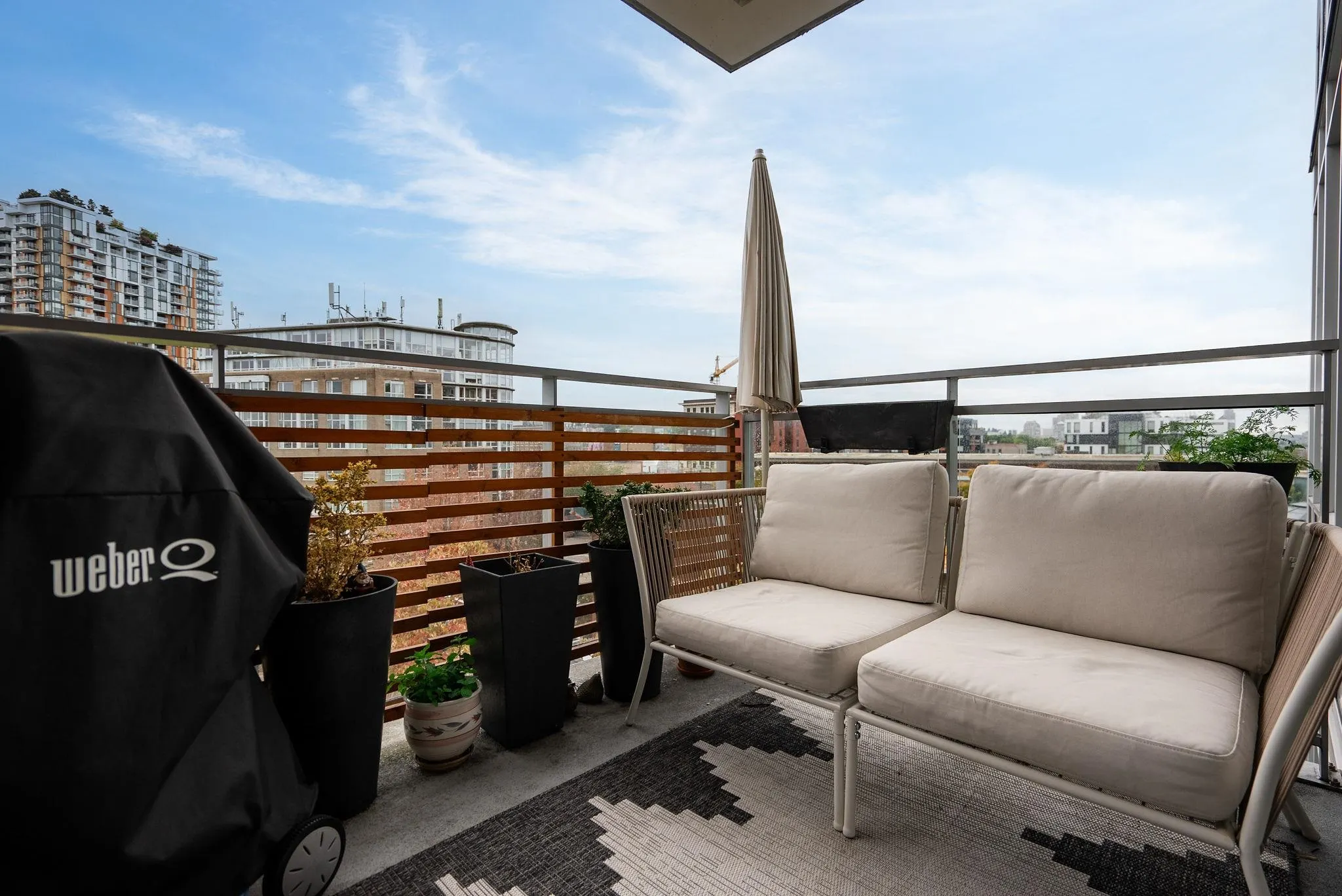 709 2321 Scotia Street