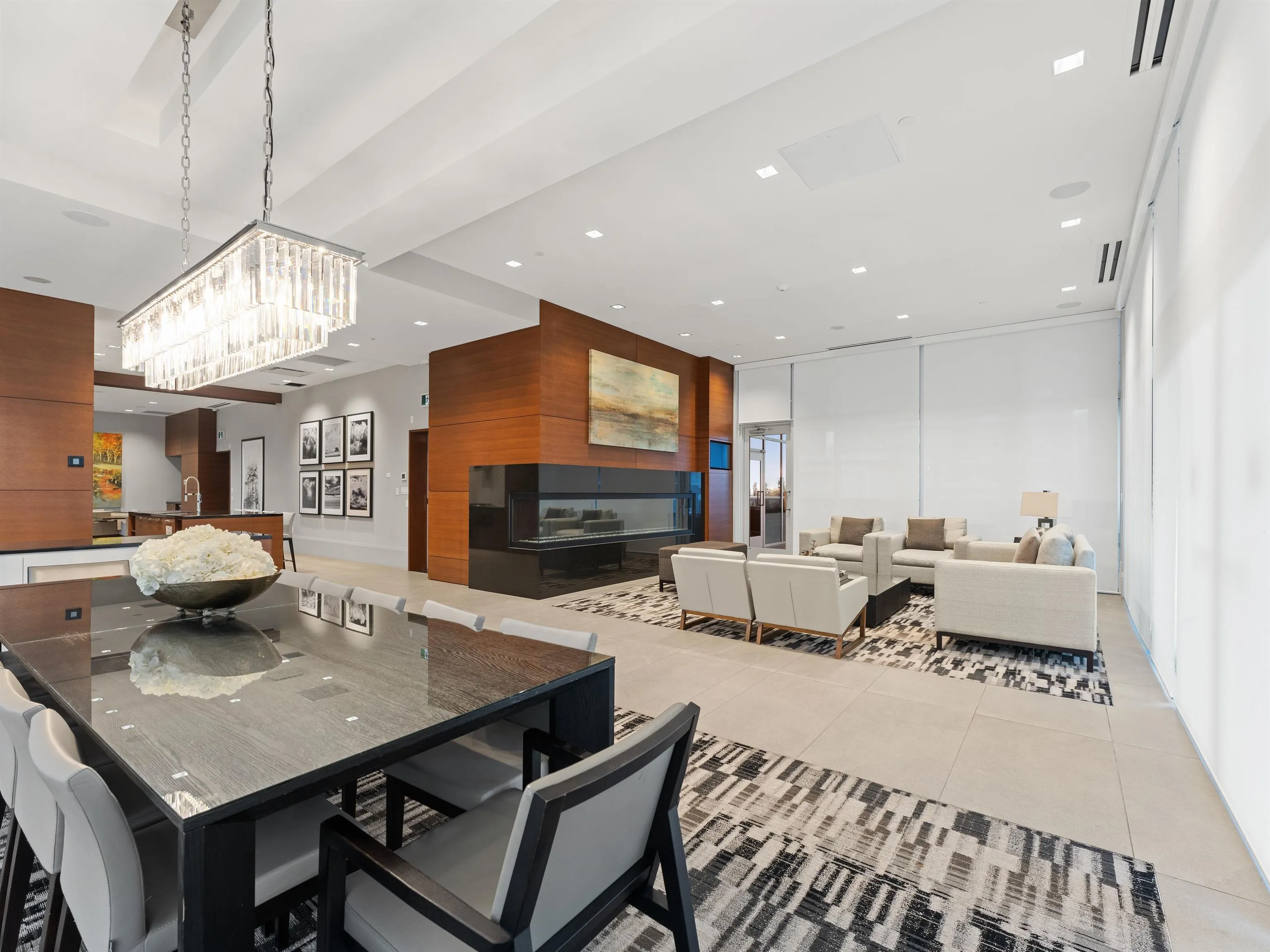 1303 4360 Beresford Street