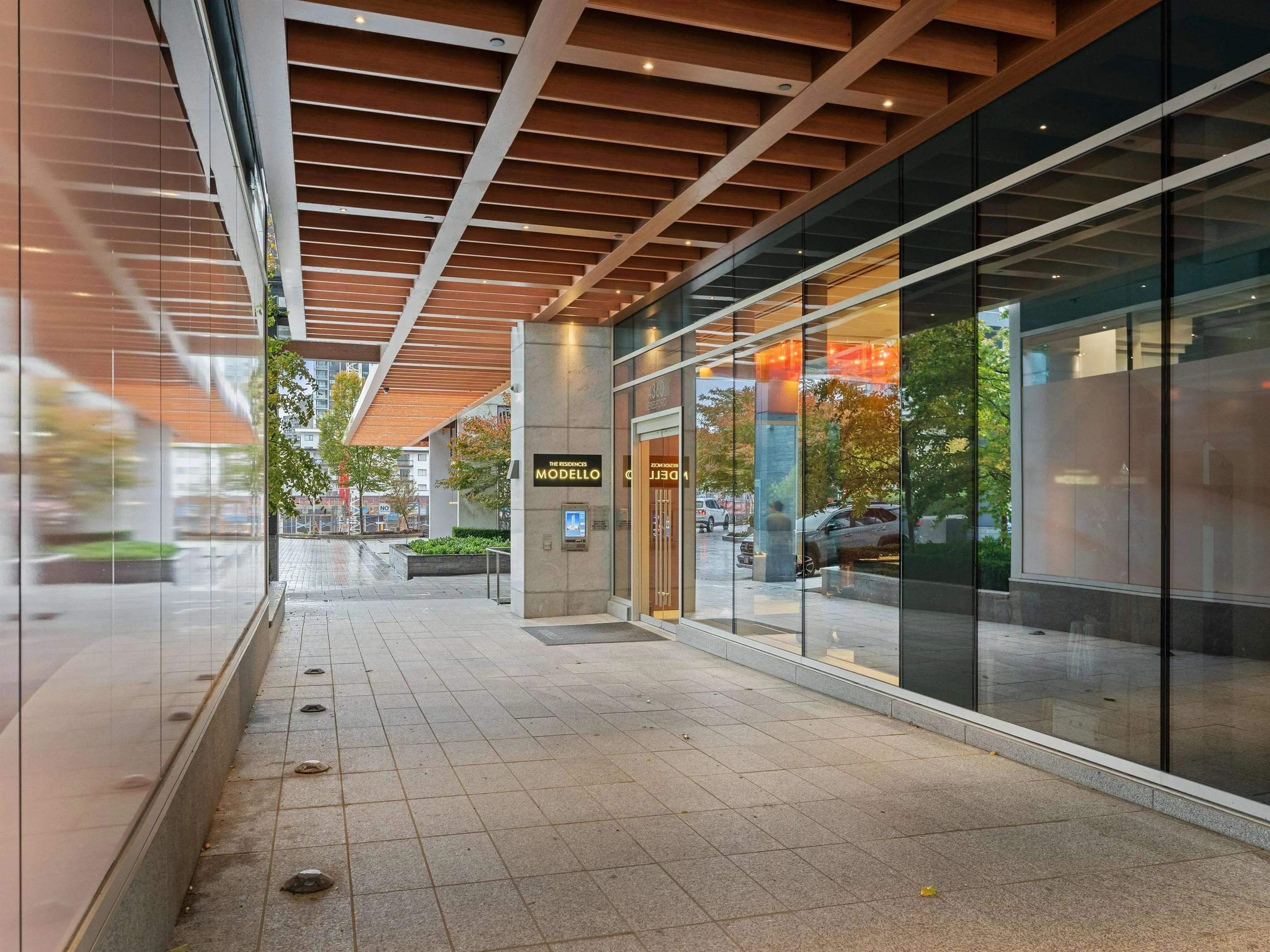 1303 4360 Beresford Street