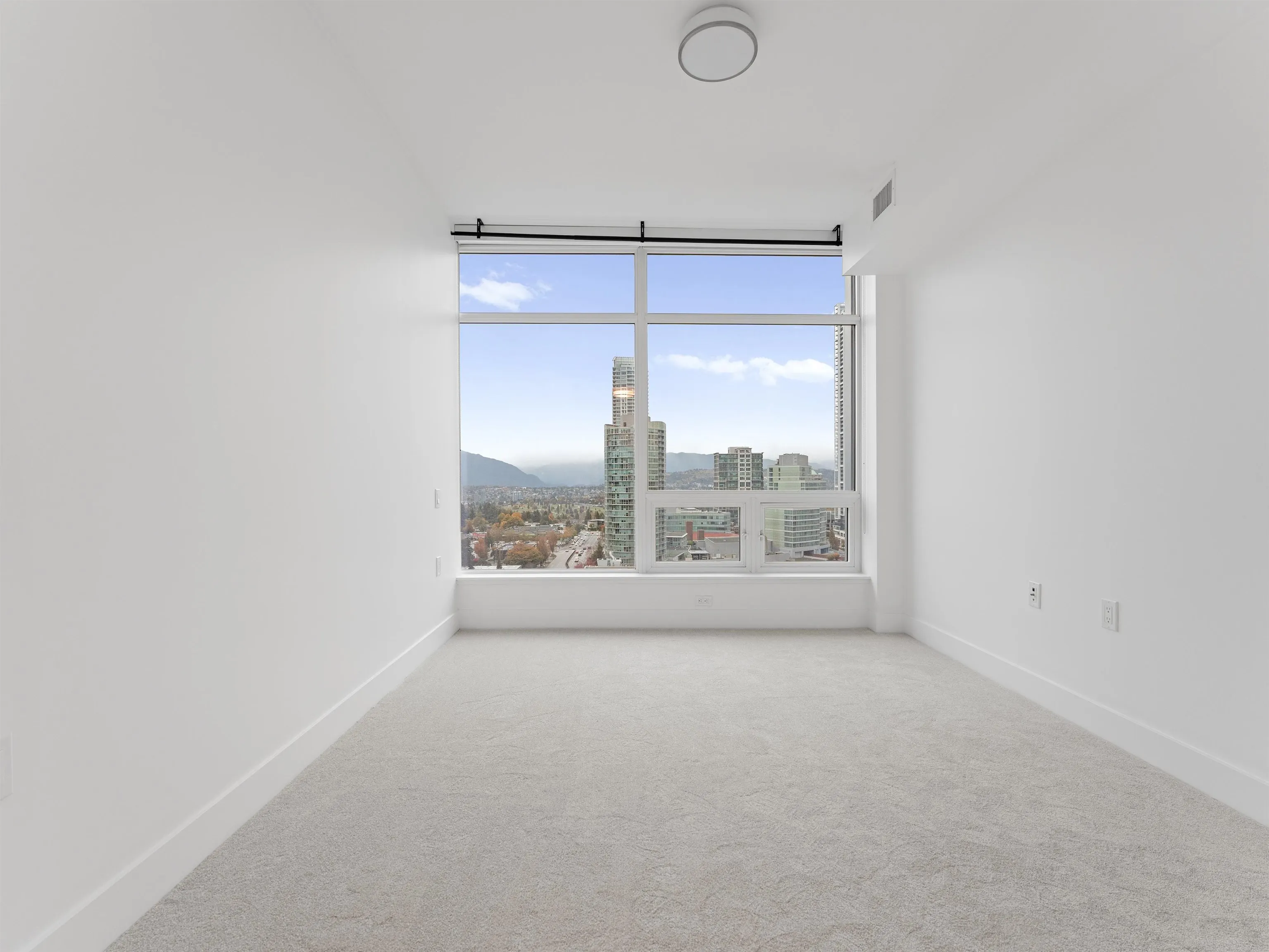 1303 4360 Beresford Street