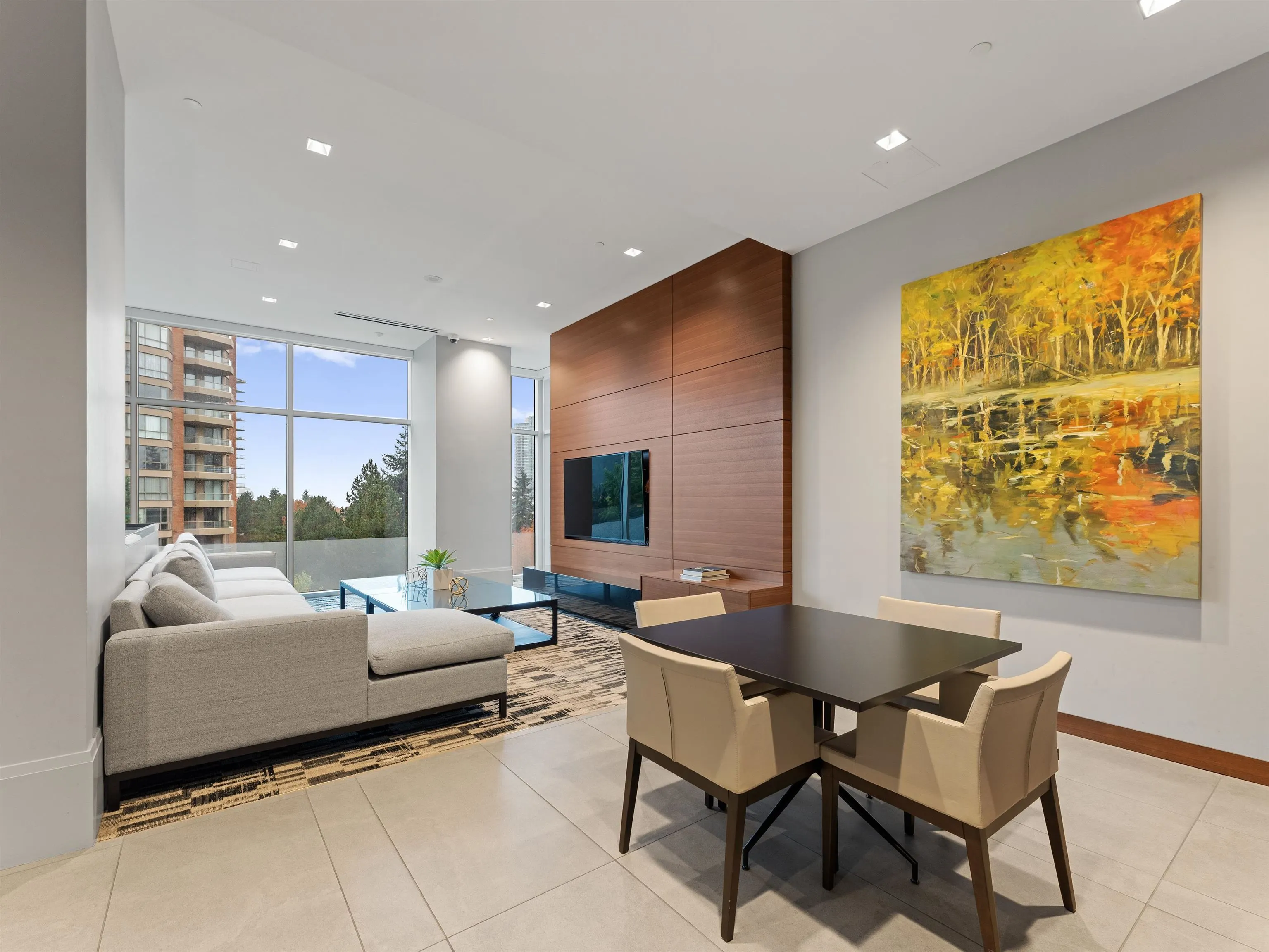 1303 4360 Beresford Street