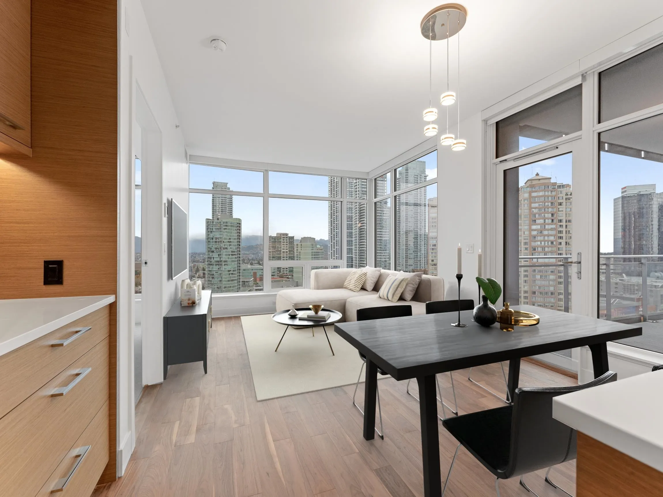 1303 4360 Beresford Street